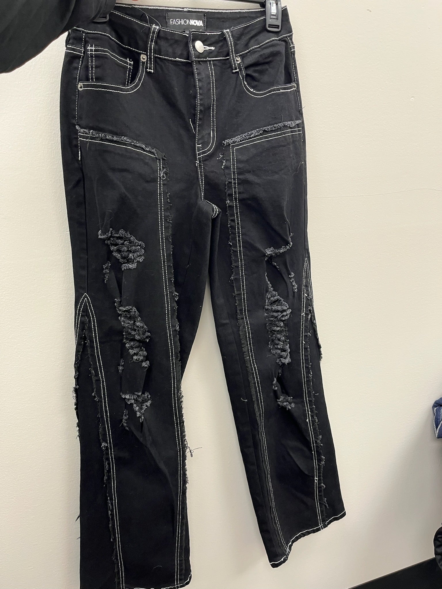 New Women’s Black Jeans