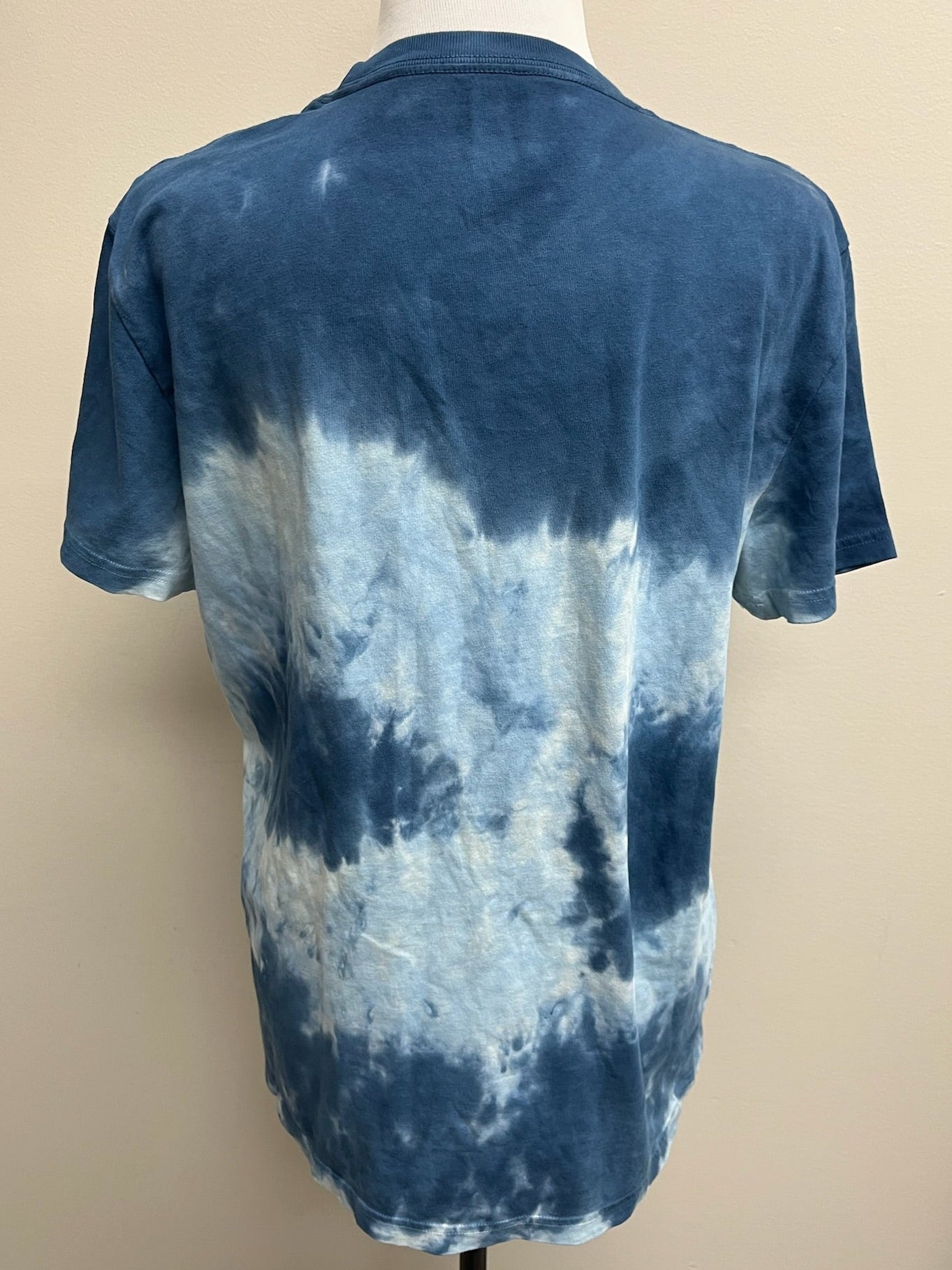 Used Women’s Blue Shirt