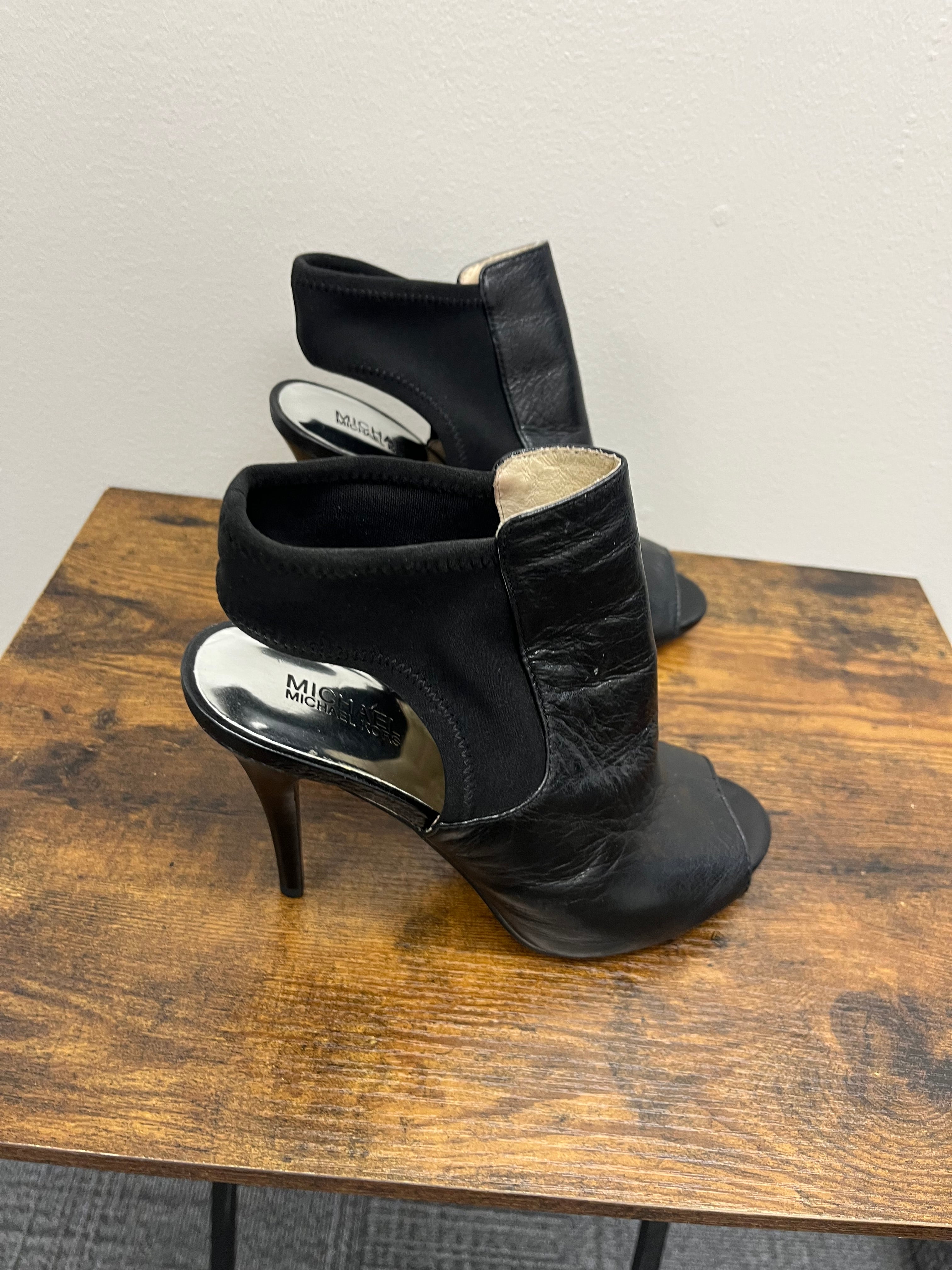 Used Women’s Black Open Toe Heels