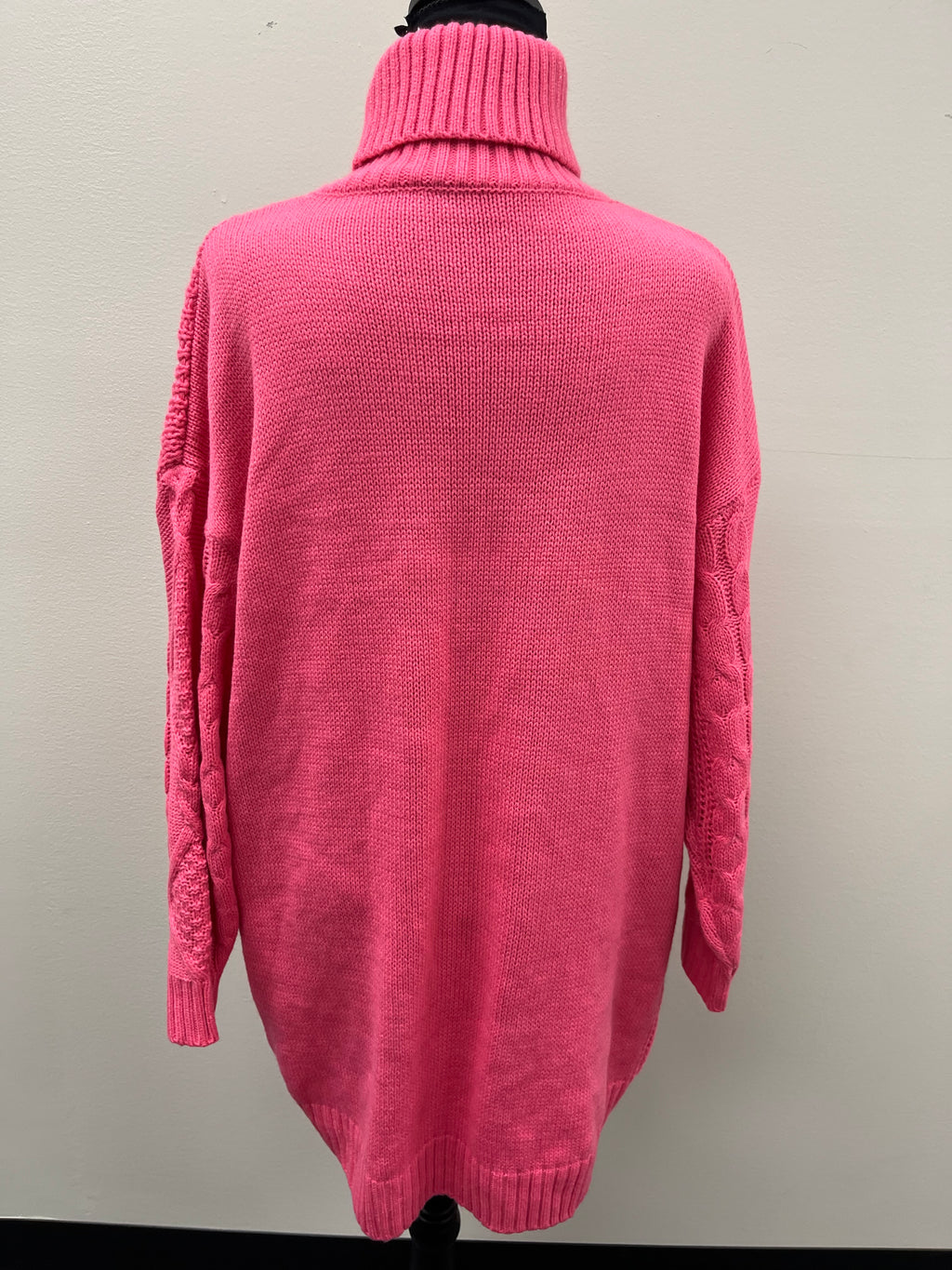 Used Women’s Pink Knitted Sweater Shirt