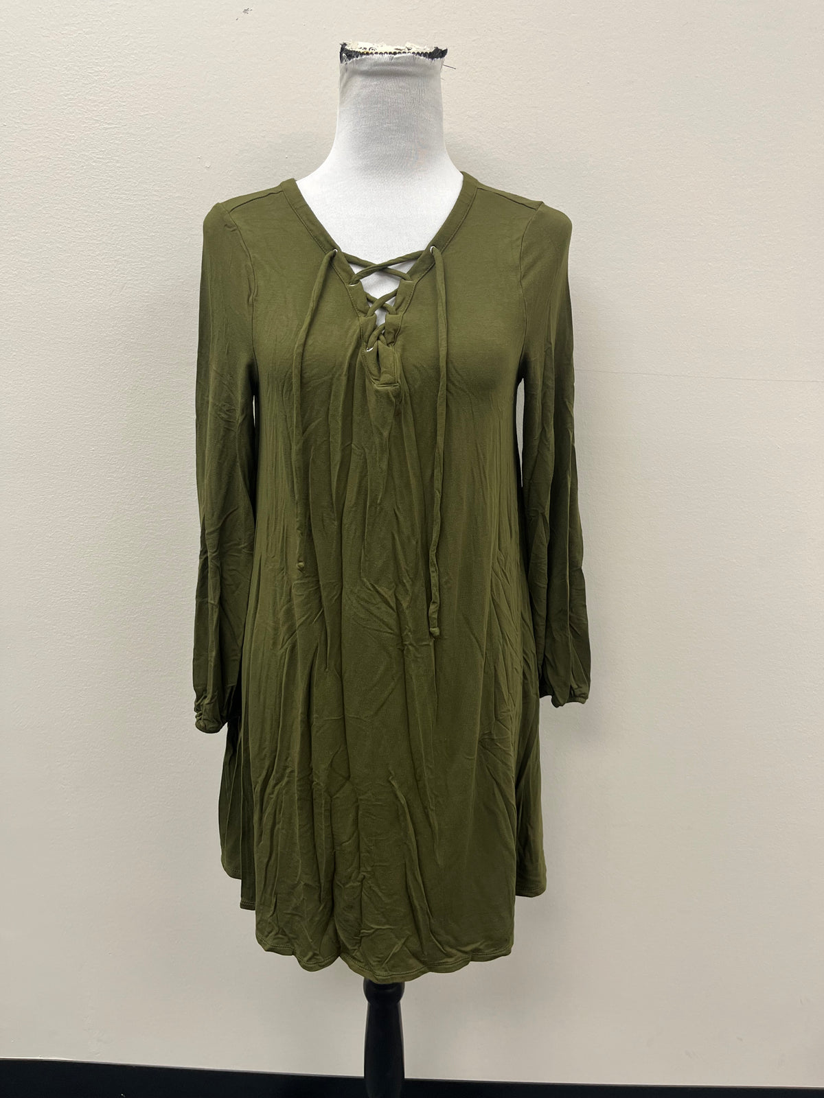 Used Women’s Green Dress