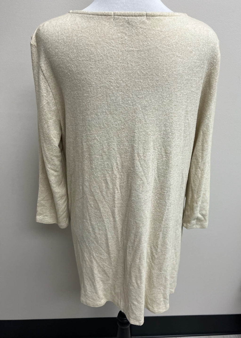 Used Women’s Beige Long Sleeve