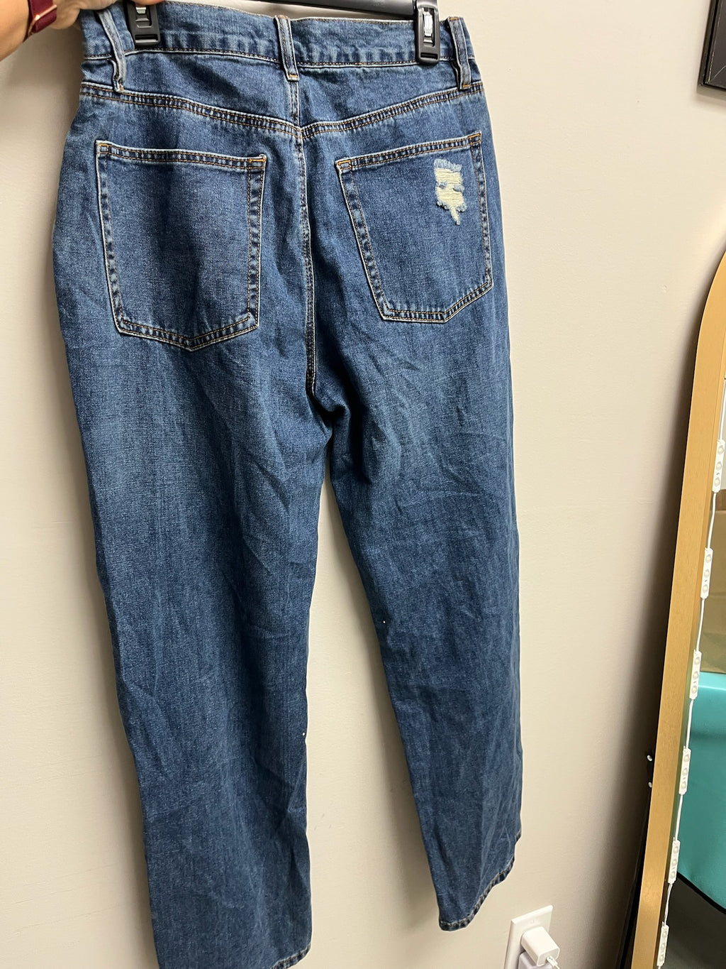 New Women’s Ripped Jeans