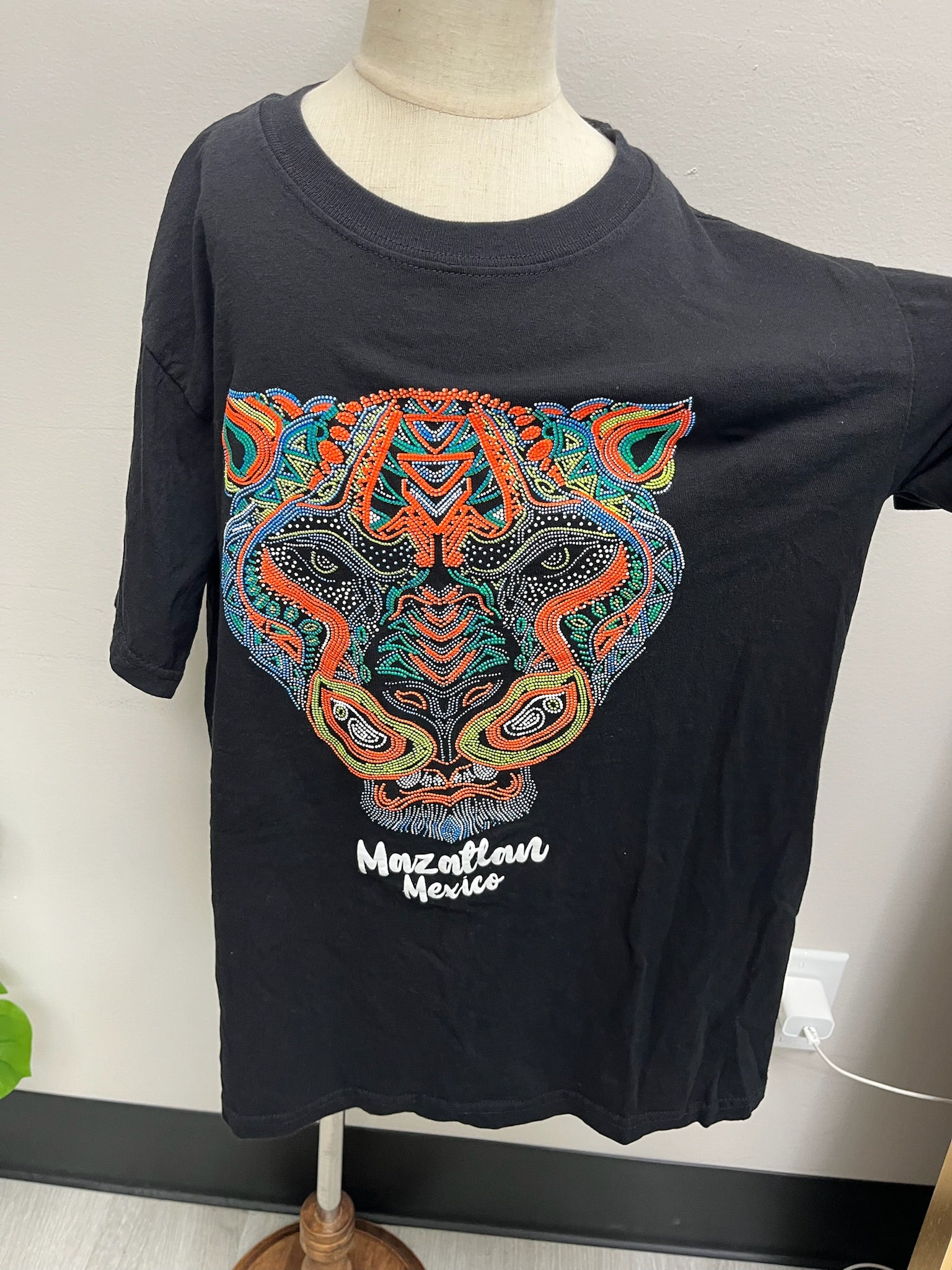 Used Unisex Children’s Shirt
