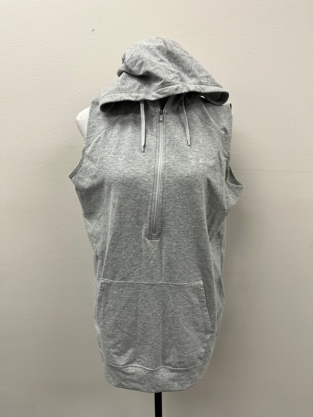 Used Women’s Grey Hooded Tank Top