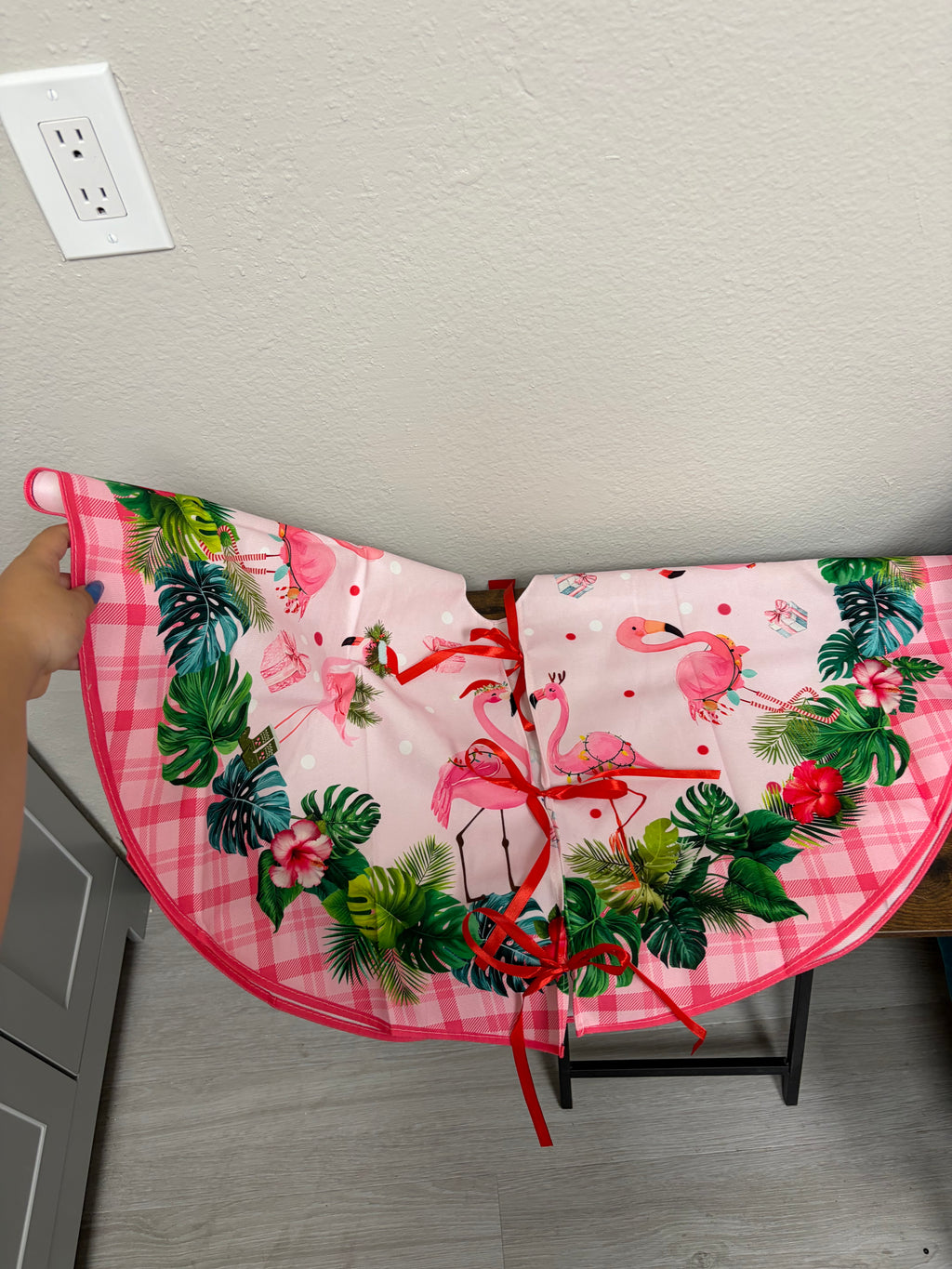 New Flamingo Christmas Tree Skirt