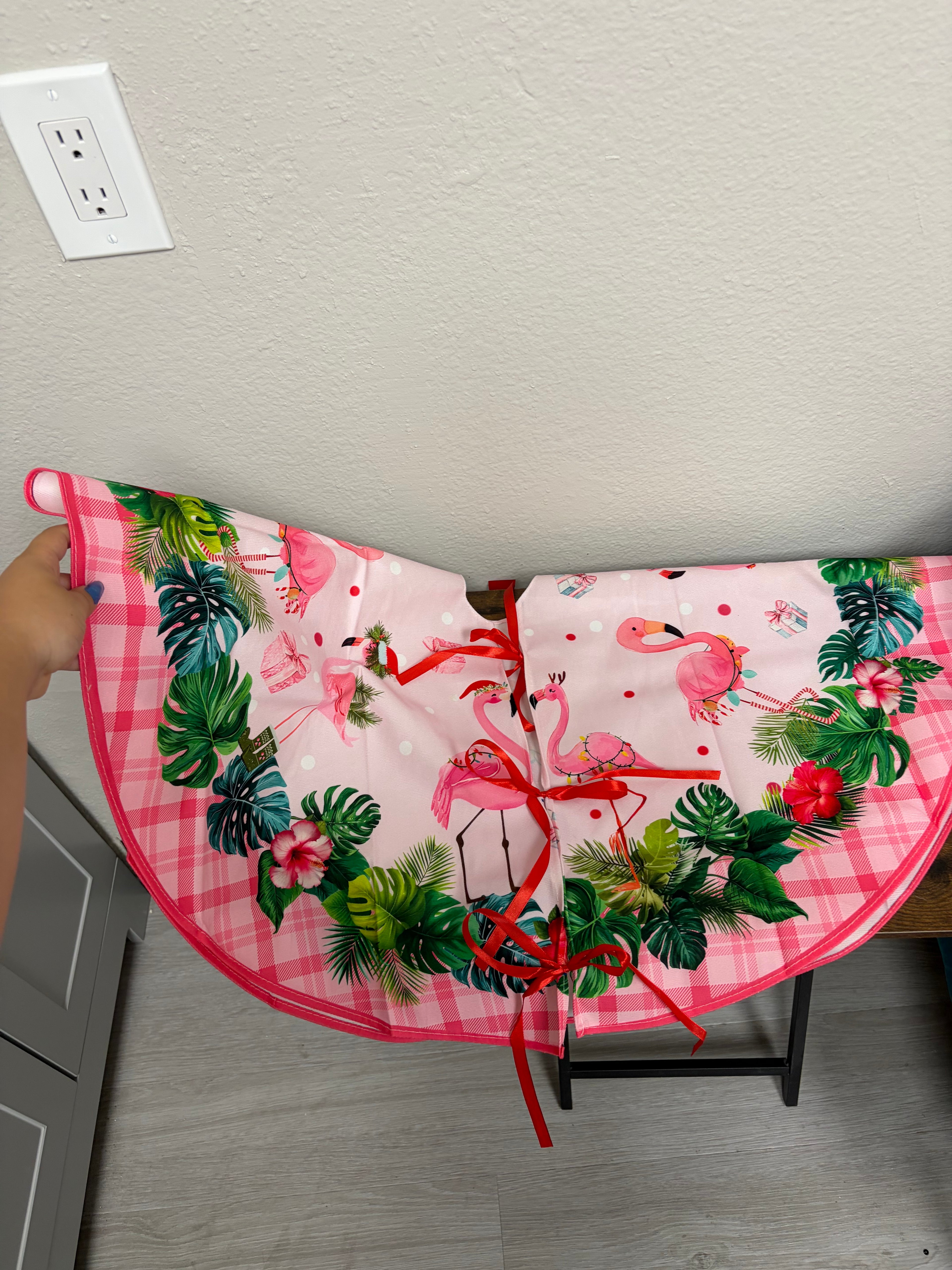 New Flamingo Christmas Tree Skirt