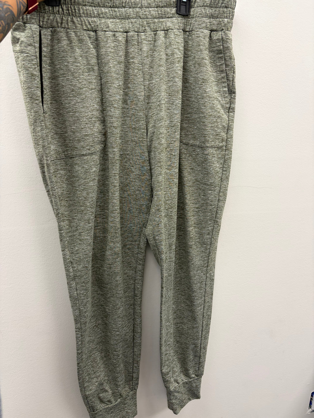 Used Women’s Green Pants
