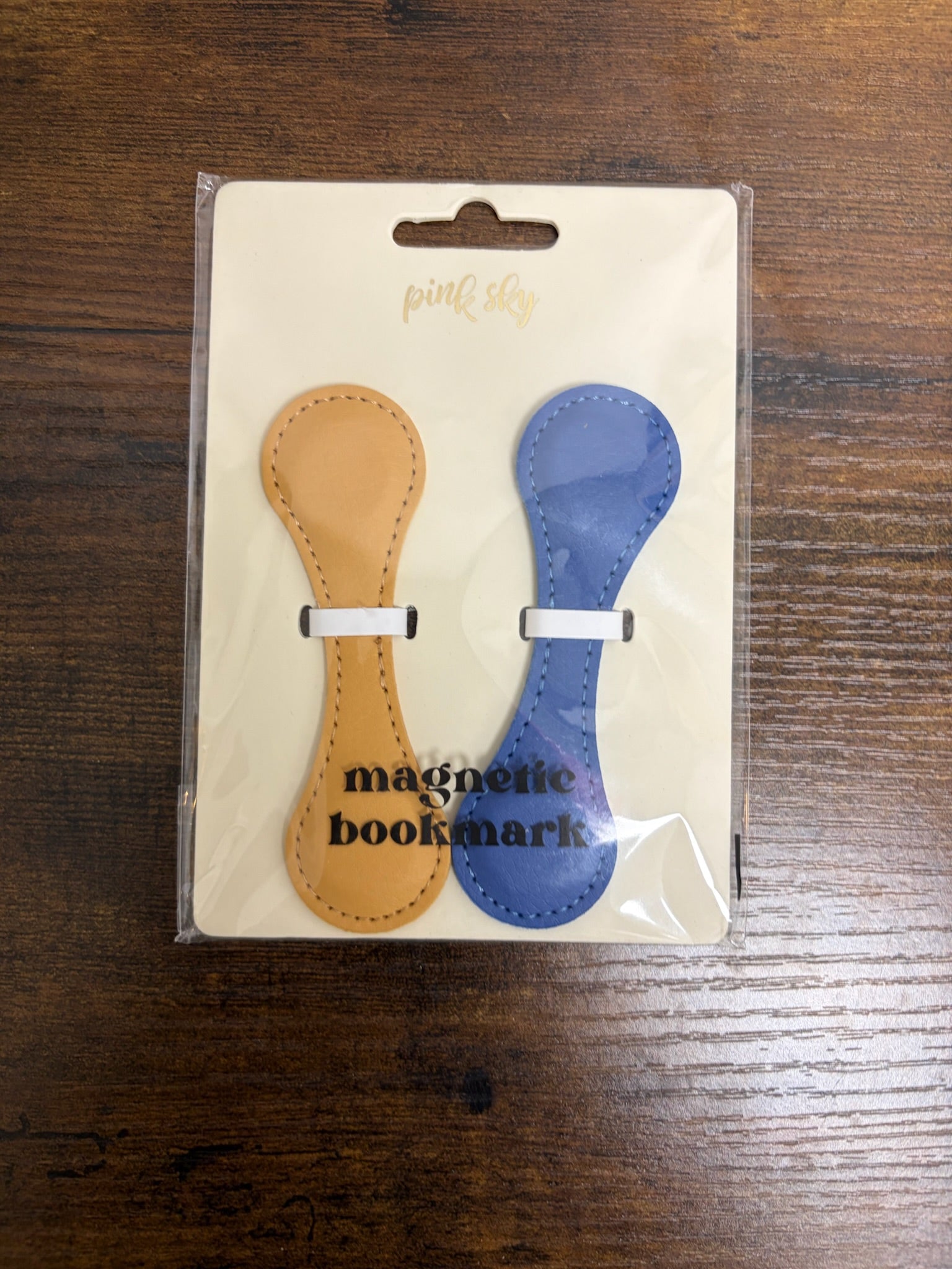 New Two Pack Magnetic Bookmarks
