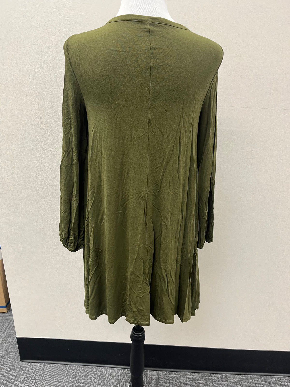 Used Women’s Green Dress