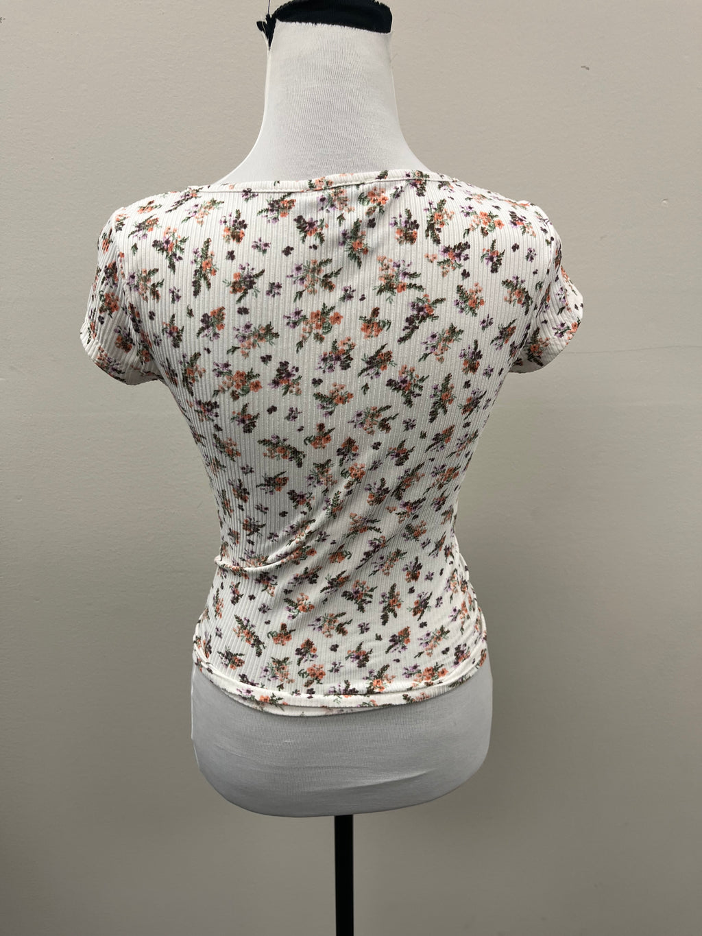 Used Women’s Floral Top