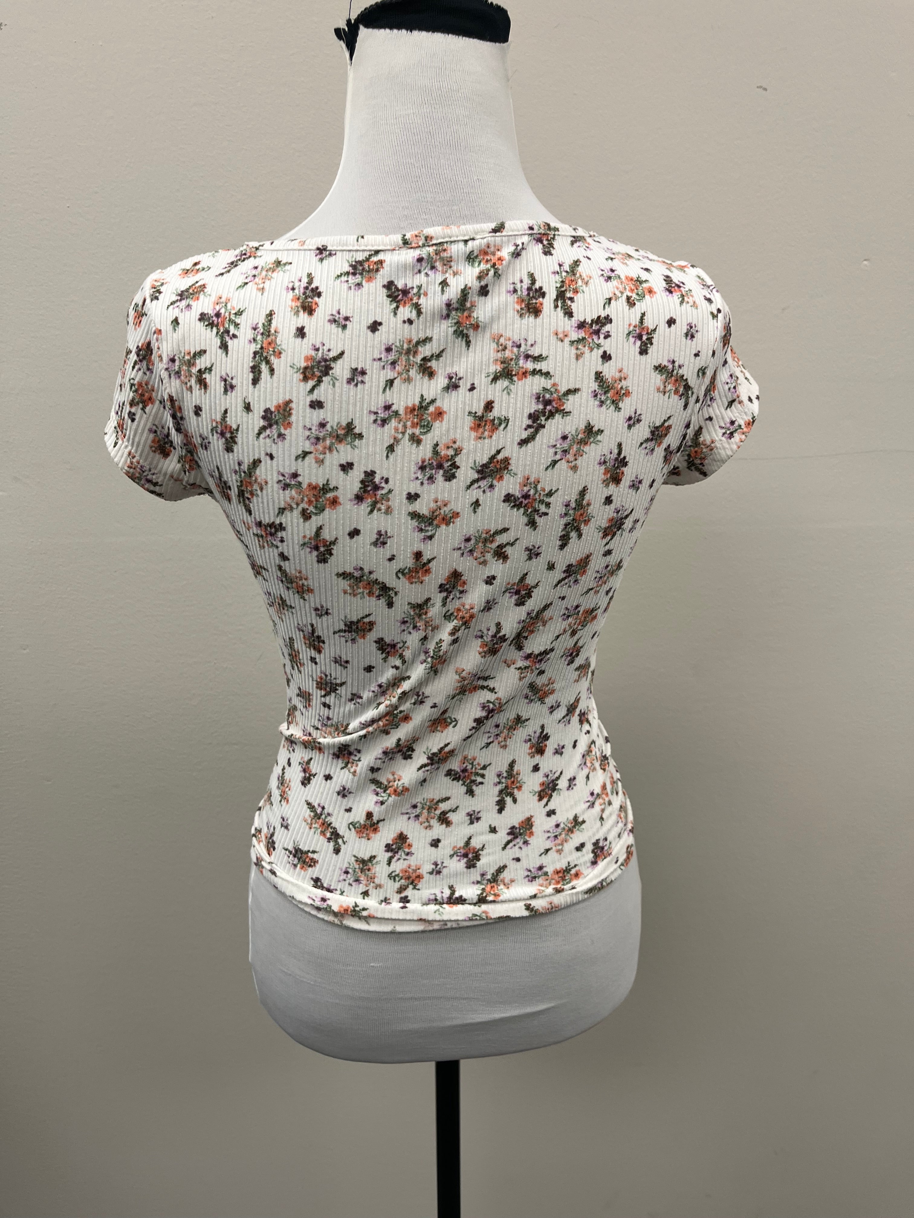 Used Women’s Floral Top