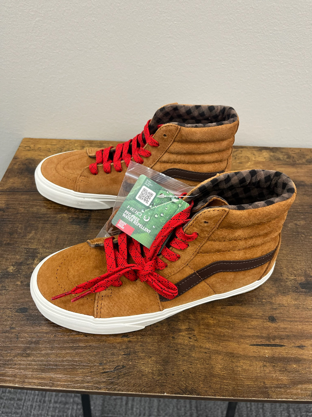 Unisex Adult Hi-Top Sneakers
