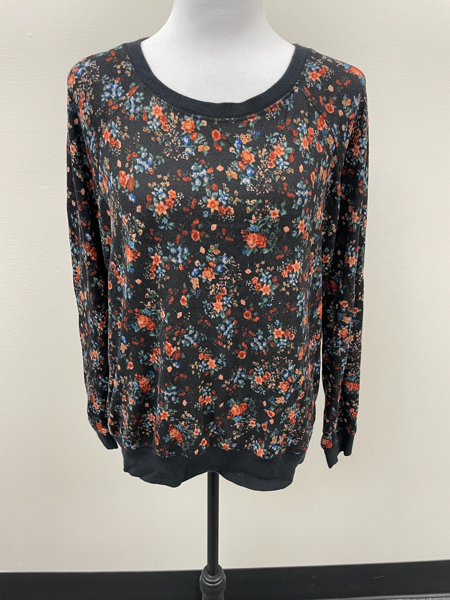 Women’s Floral Sweater Shirt