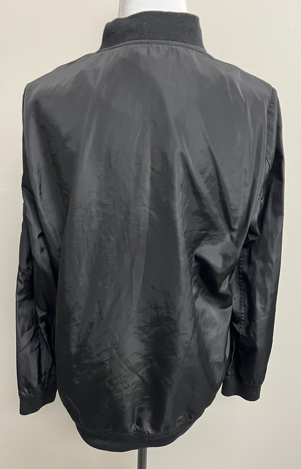 Used Women’s Black Bomber Jacket