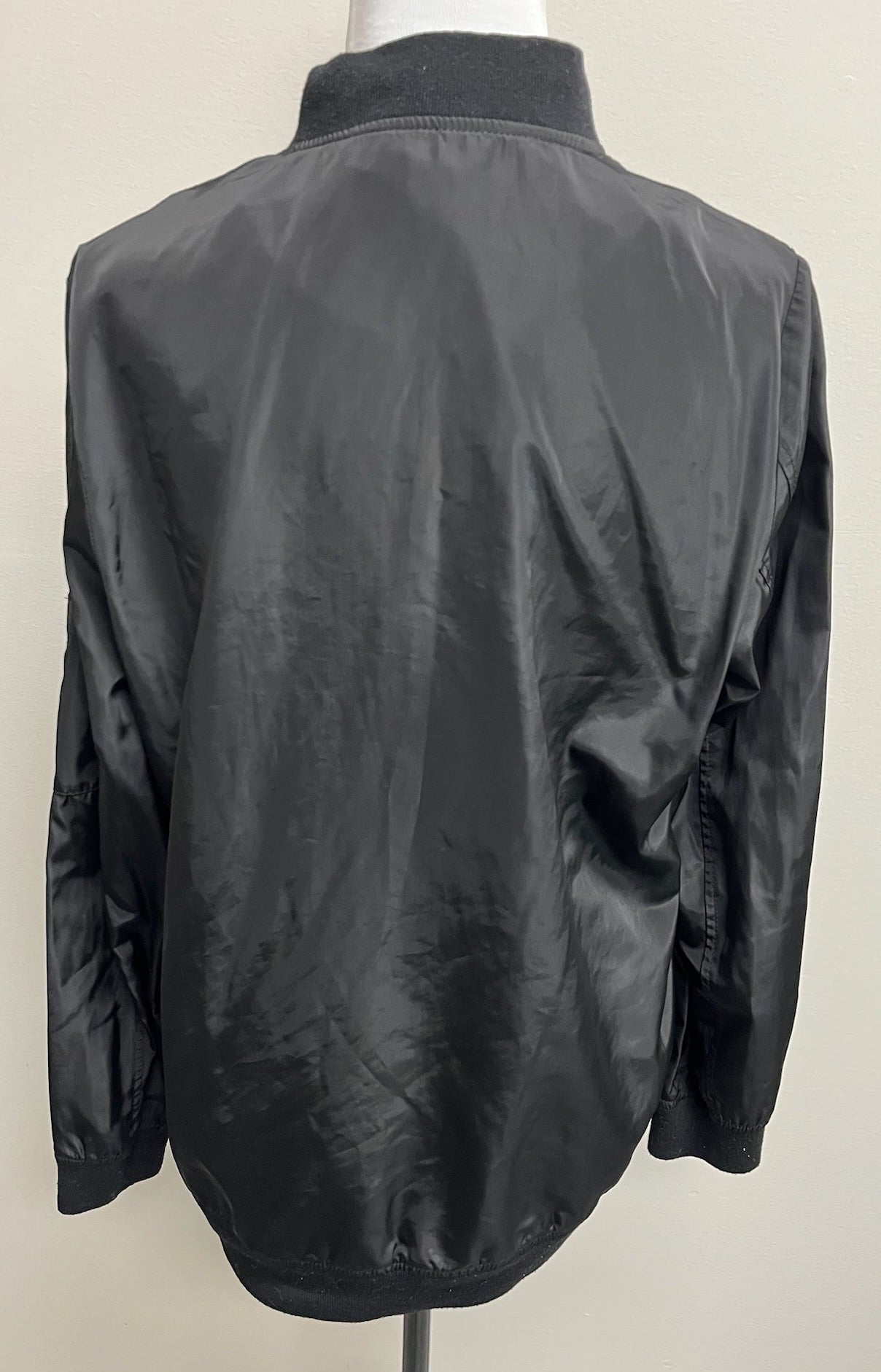Used Women’s Black Bomber Jacket