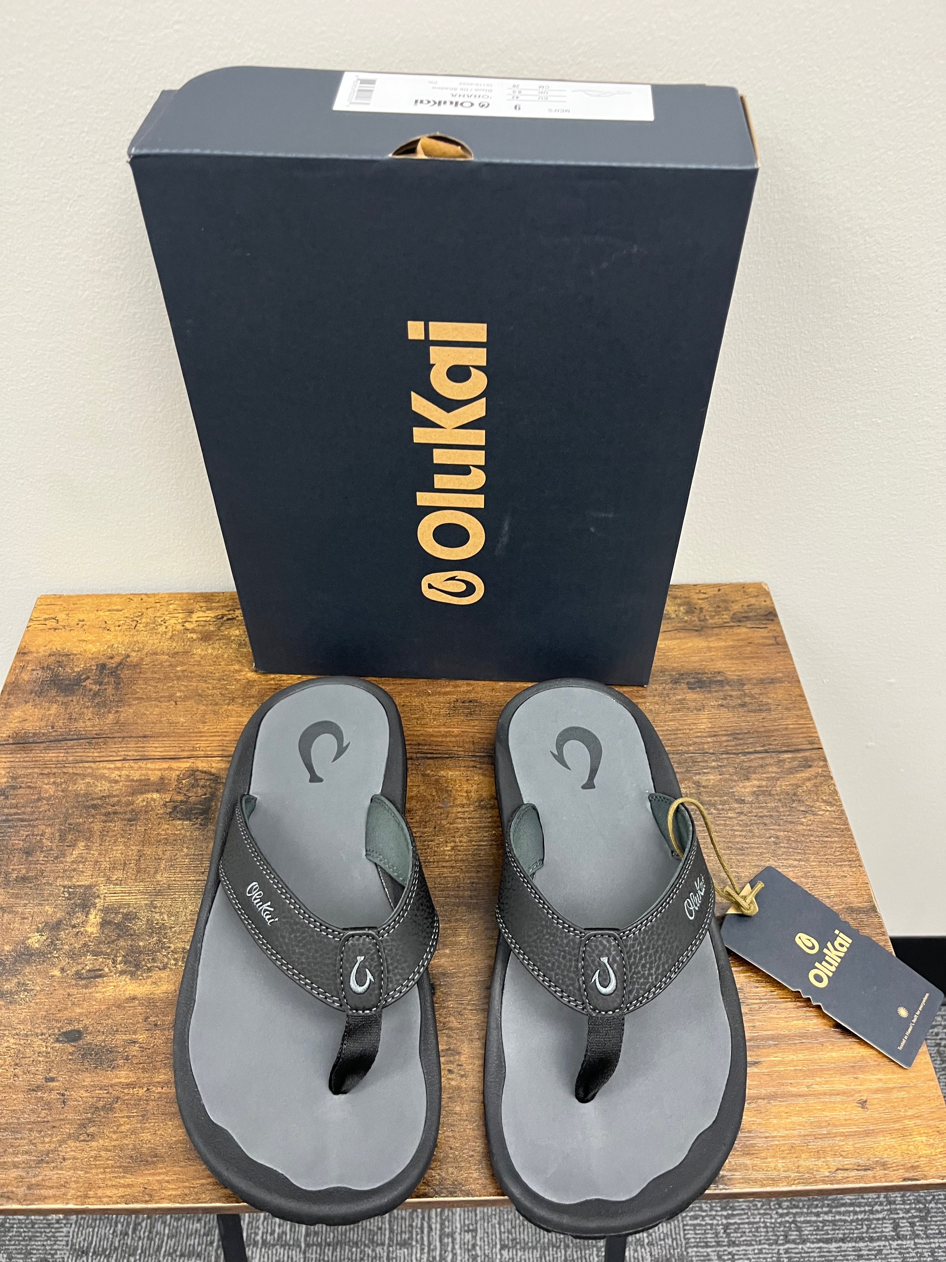 New Men’s Black & Grey Sandals