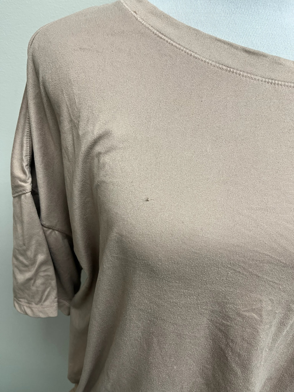 Used Women’s Crop Top