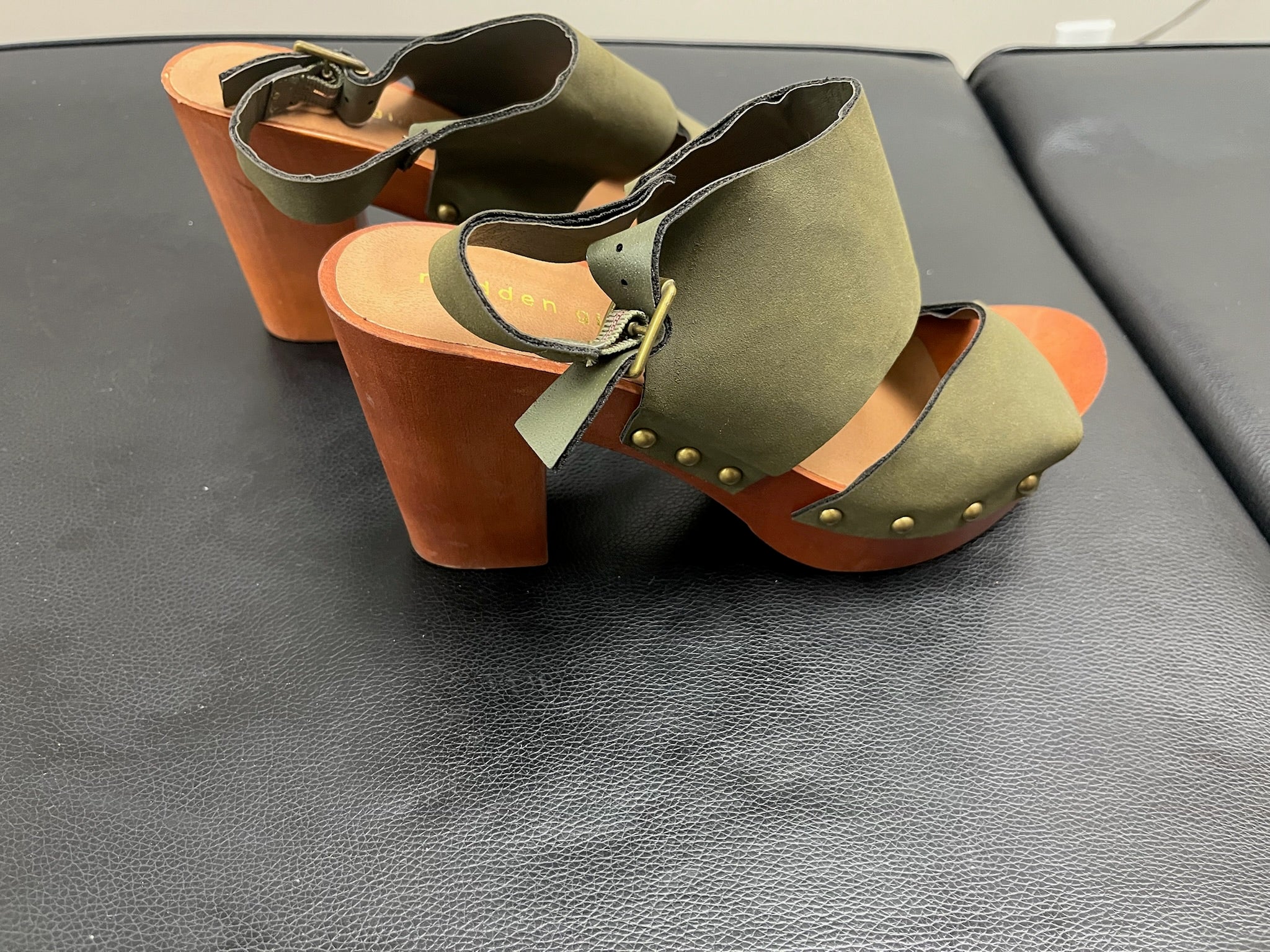 Women’s Green Heels