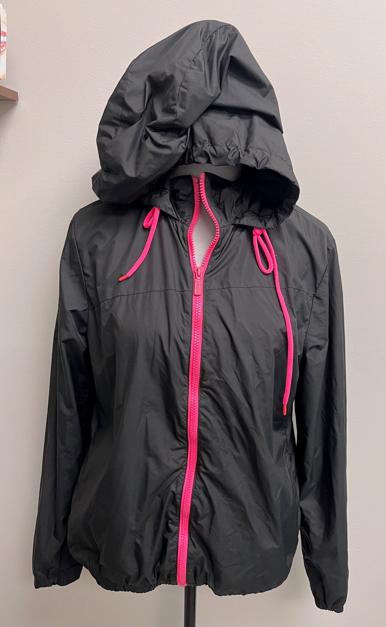 Women’s Windbreaker