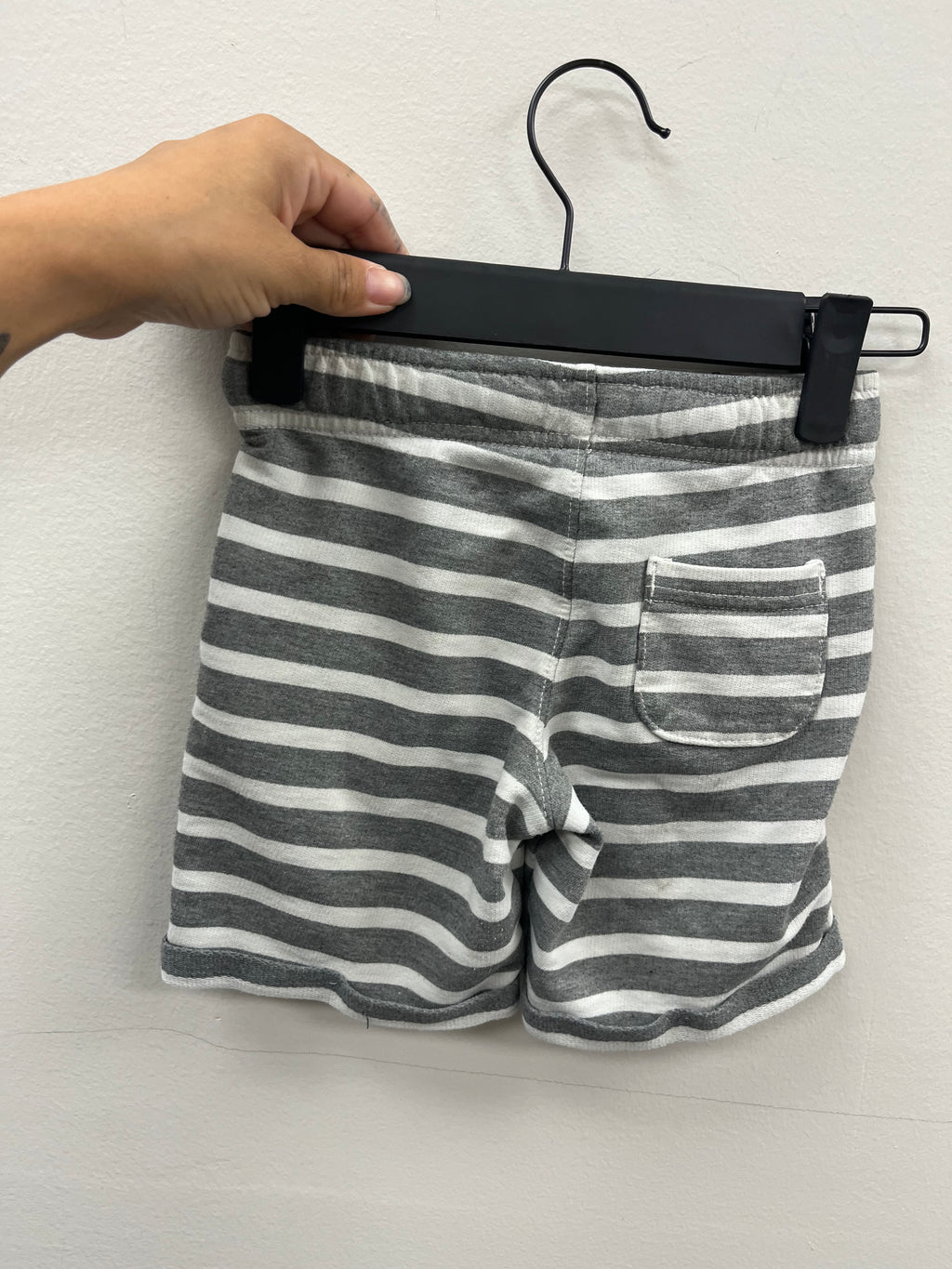 Used children’s Unisex Striped Shorts
