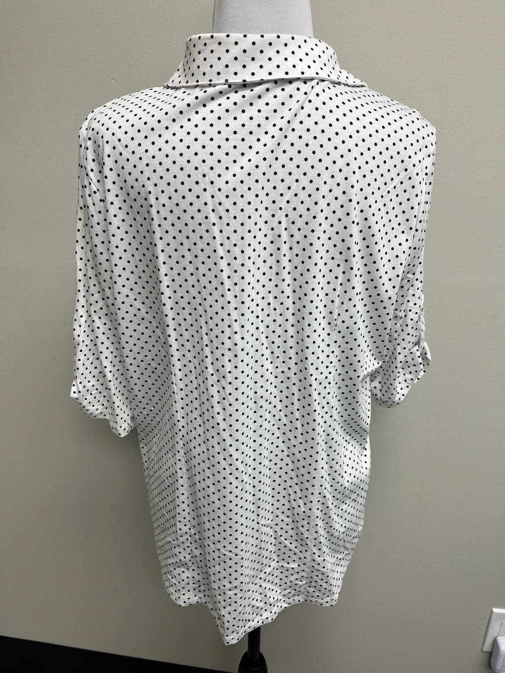 Used Women’s Polka Dot Shirt