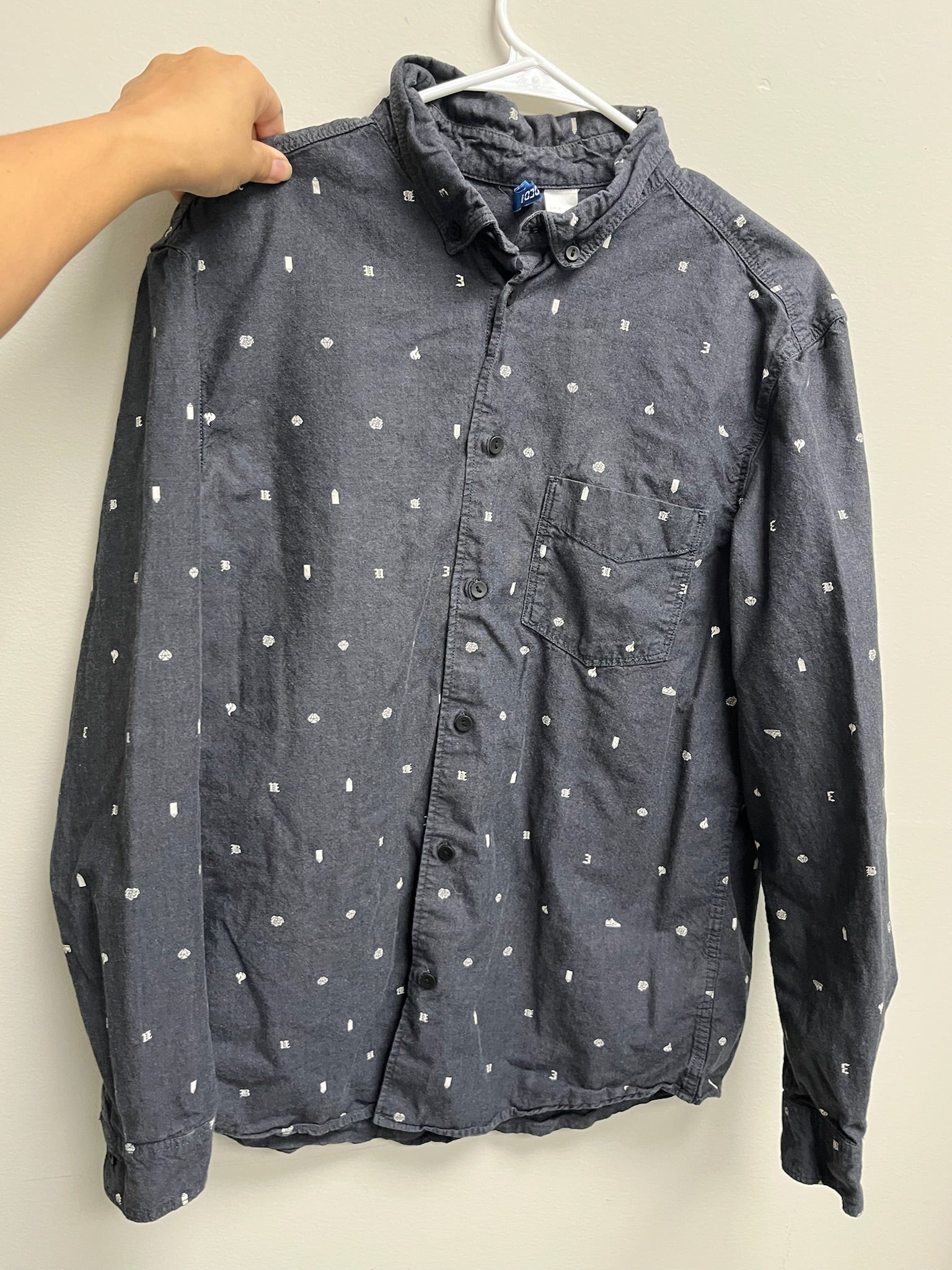 Used Men’s Long Sleeve Button Up