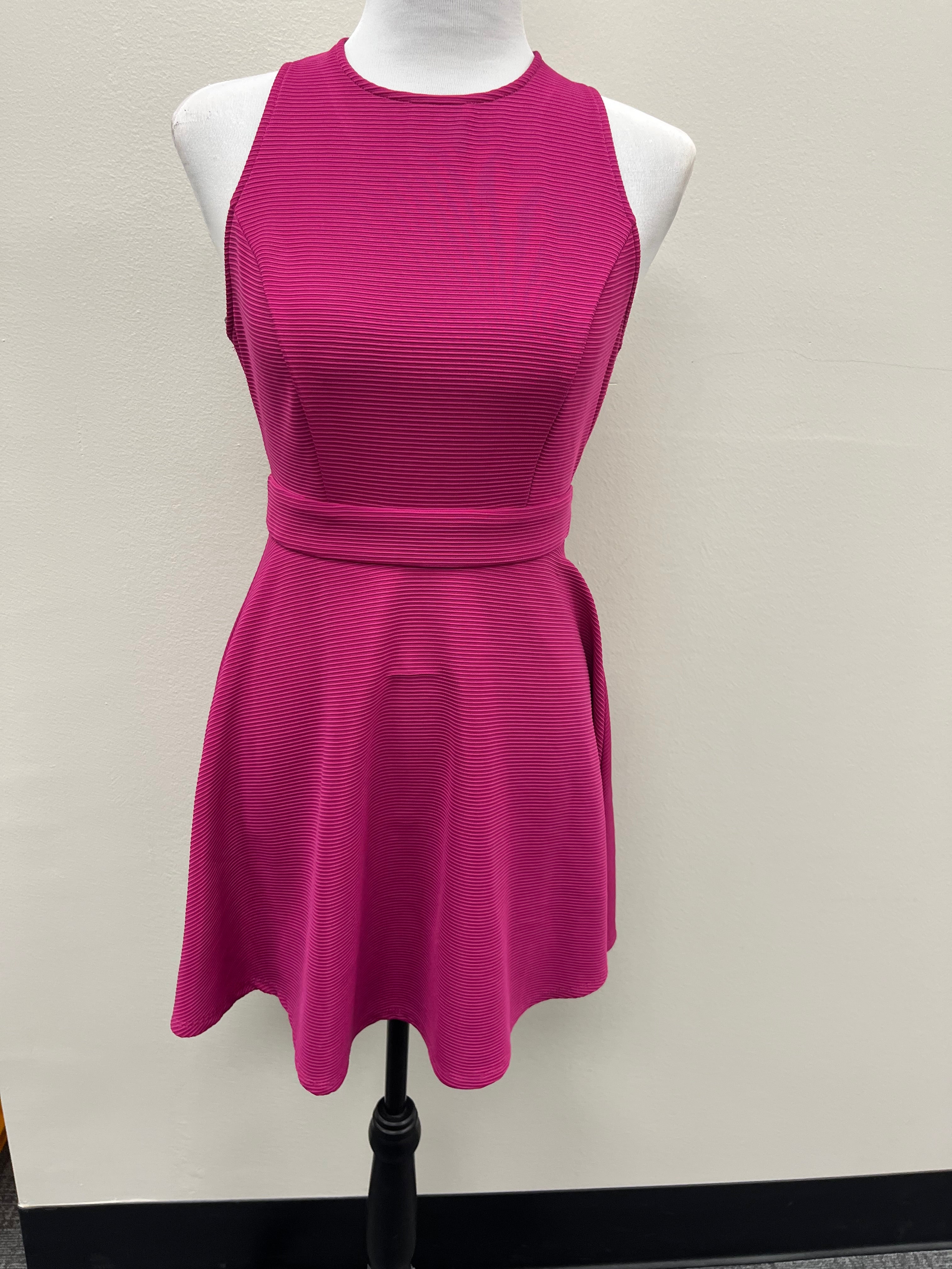 New Women’s Pink Dress