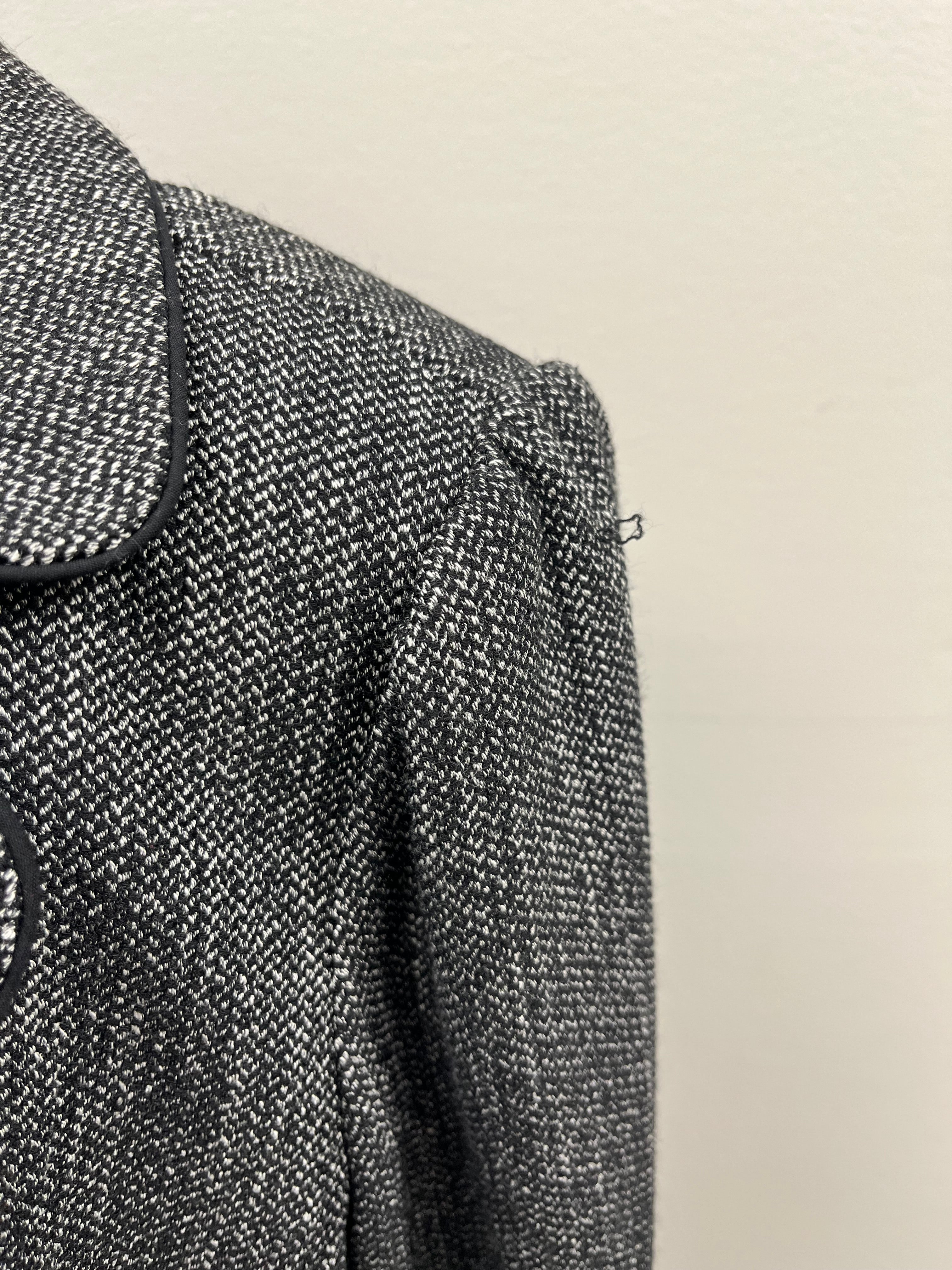 Used Women’s Grey Suit Jacket Blazer