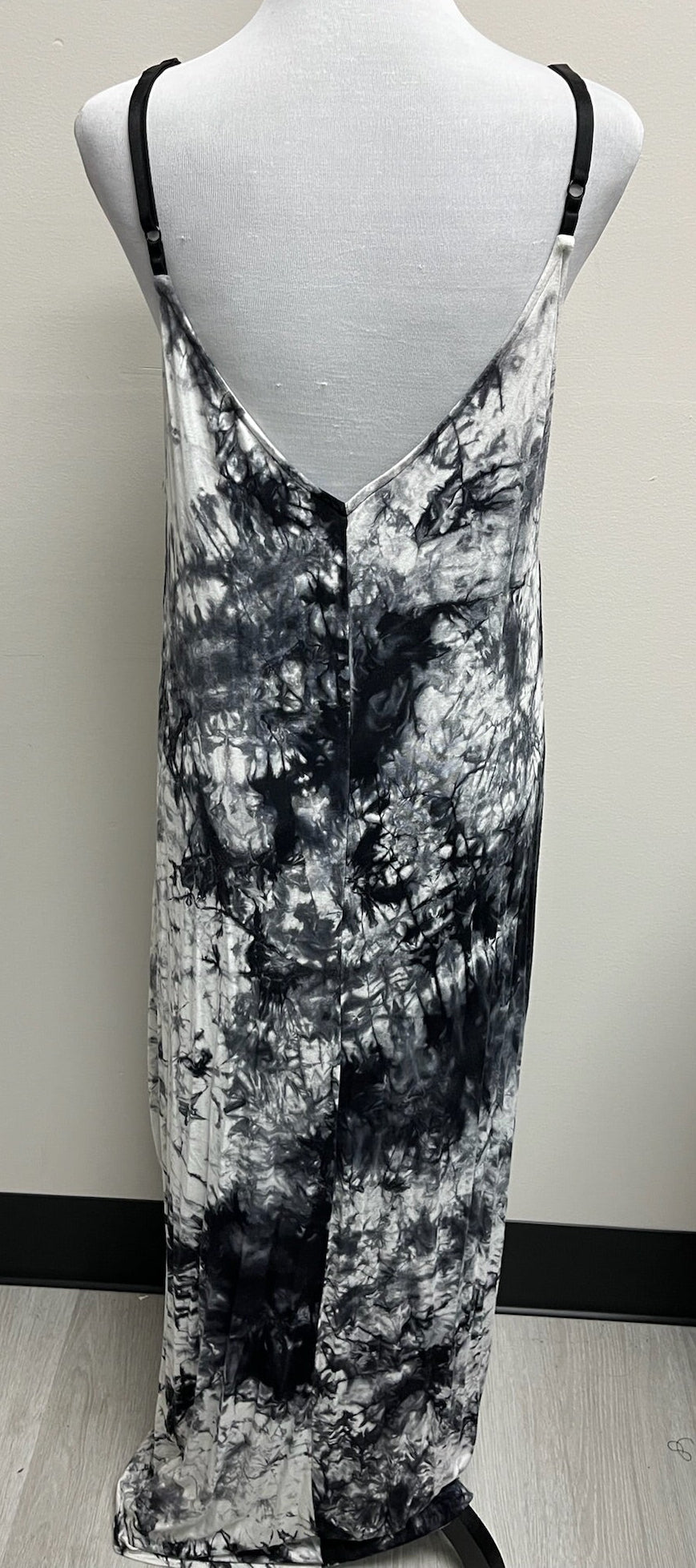 Women’s Tie Dye Maxi Dress With Pockets