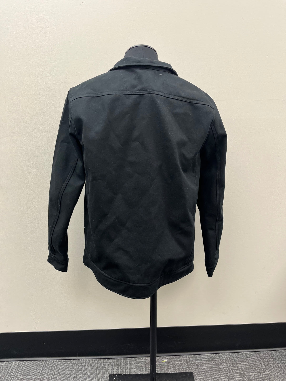 Used Men’s Black Jacket