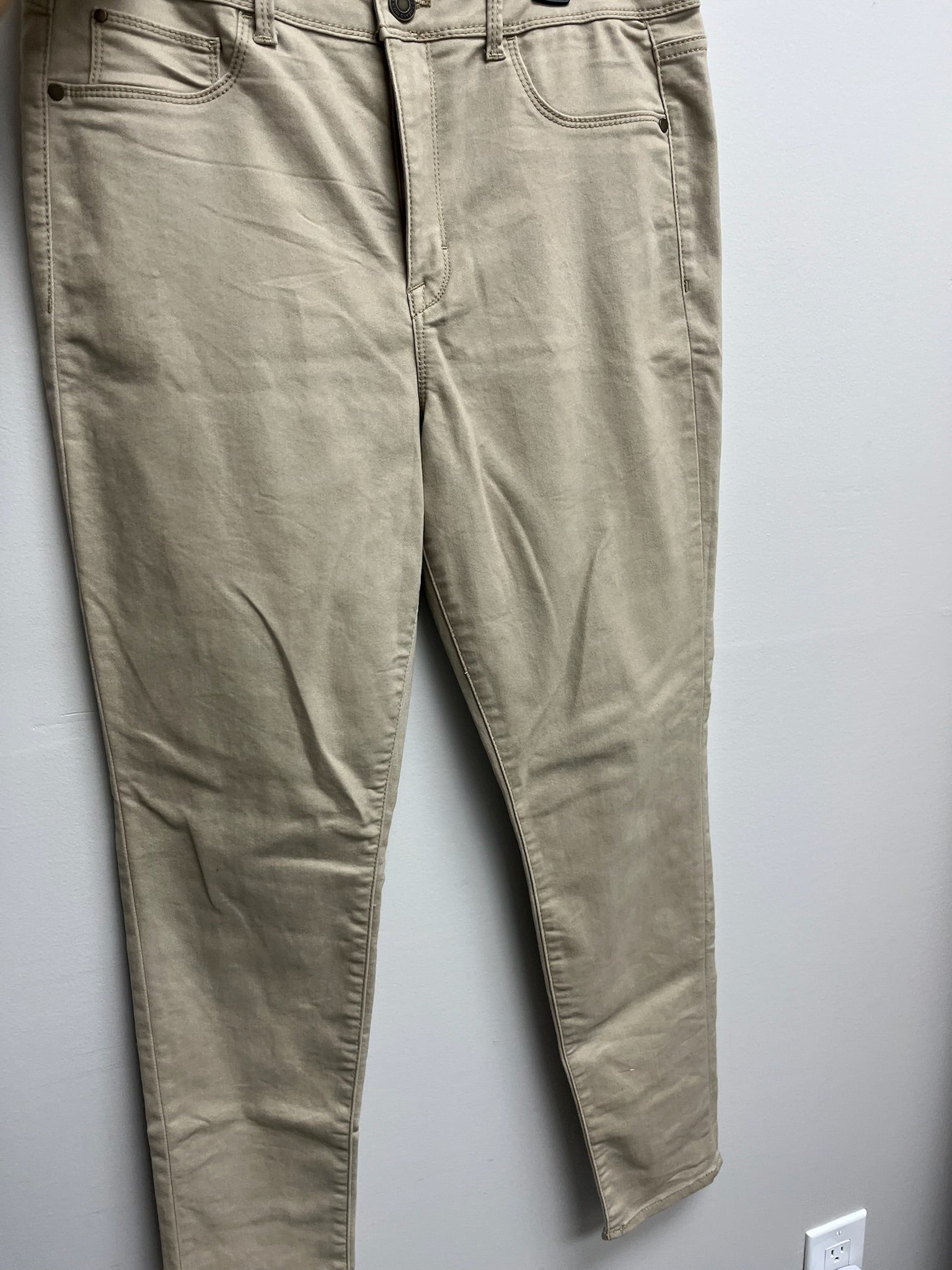 Used Once Women’s Khaki Pants