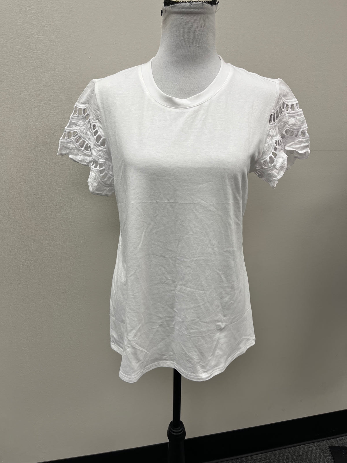New Women’s White Top