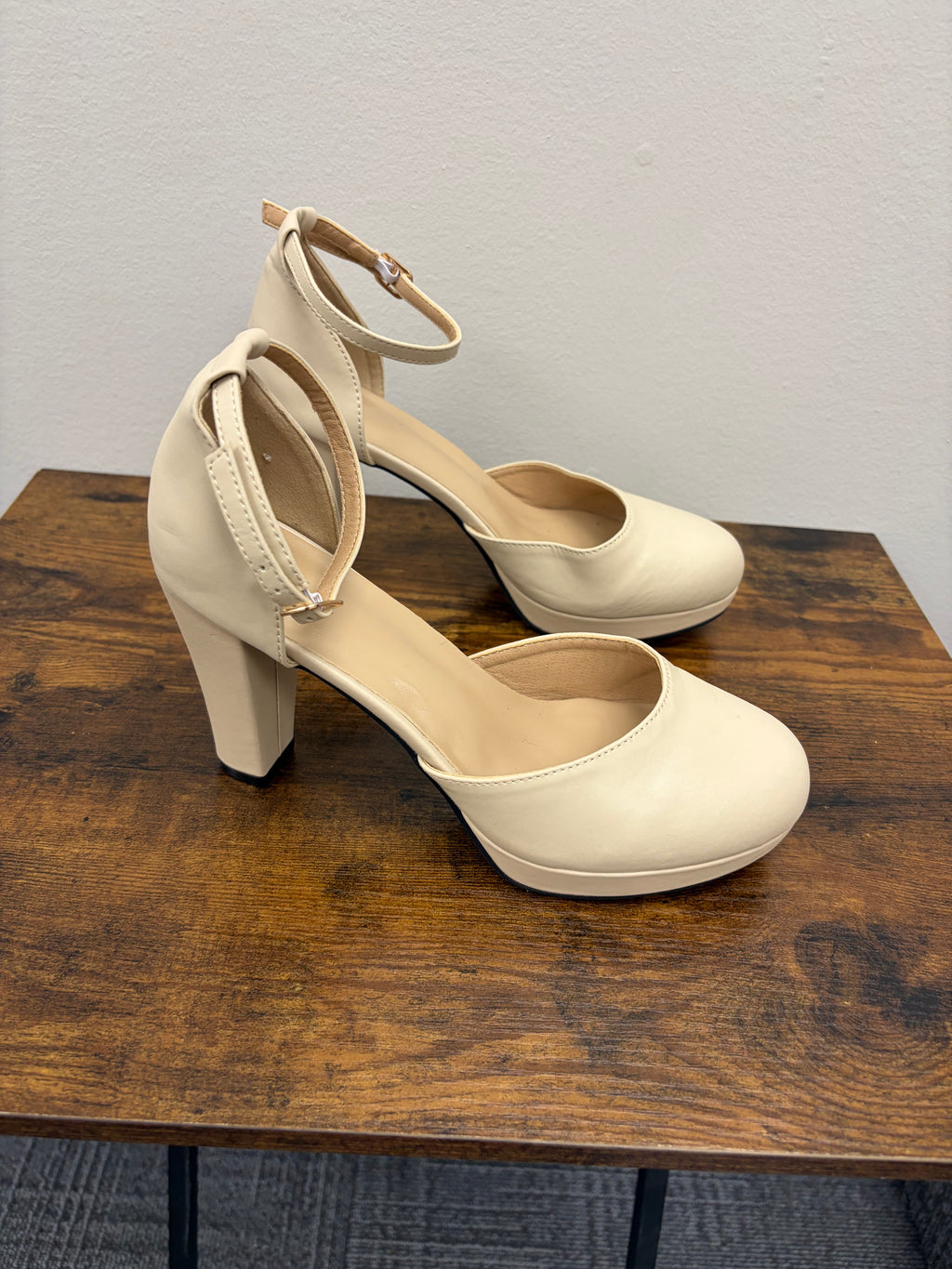 New Women’s Beige Heels