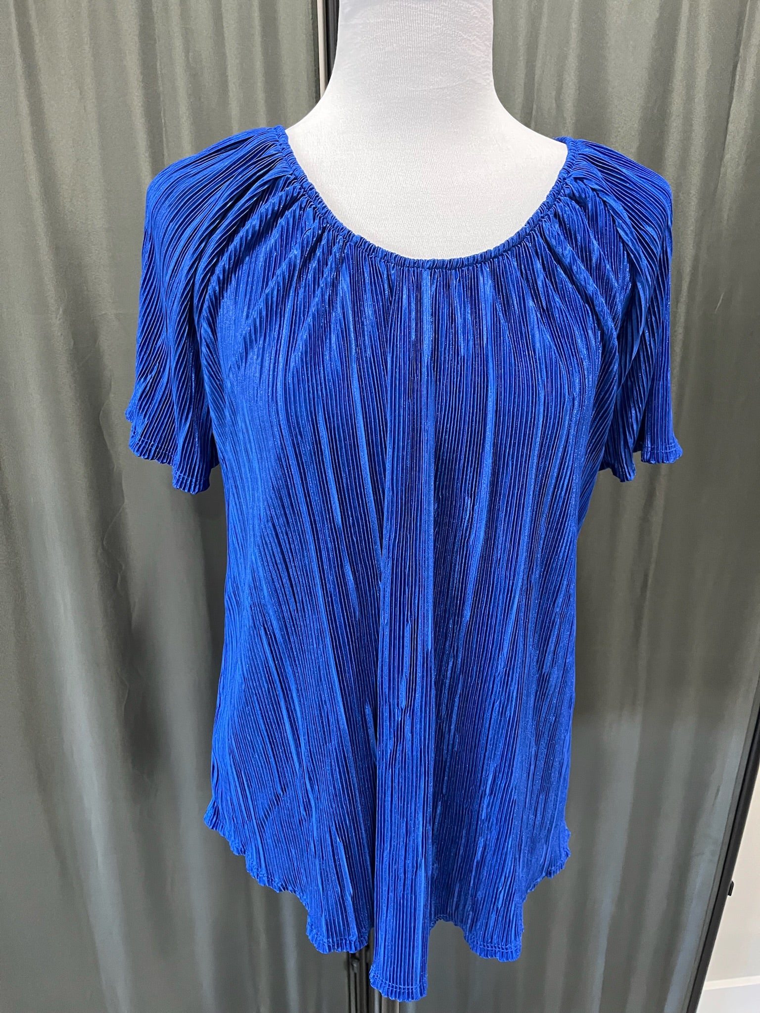 Women’s Blue Top