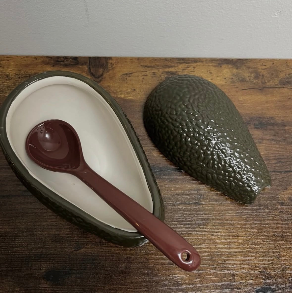 Used Ceramic Avocado Shaped 3 Piece Serving Dish