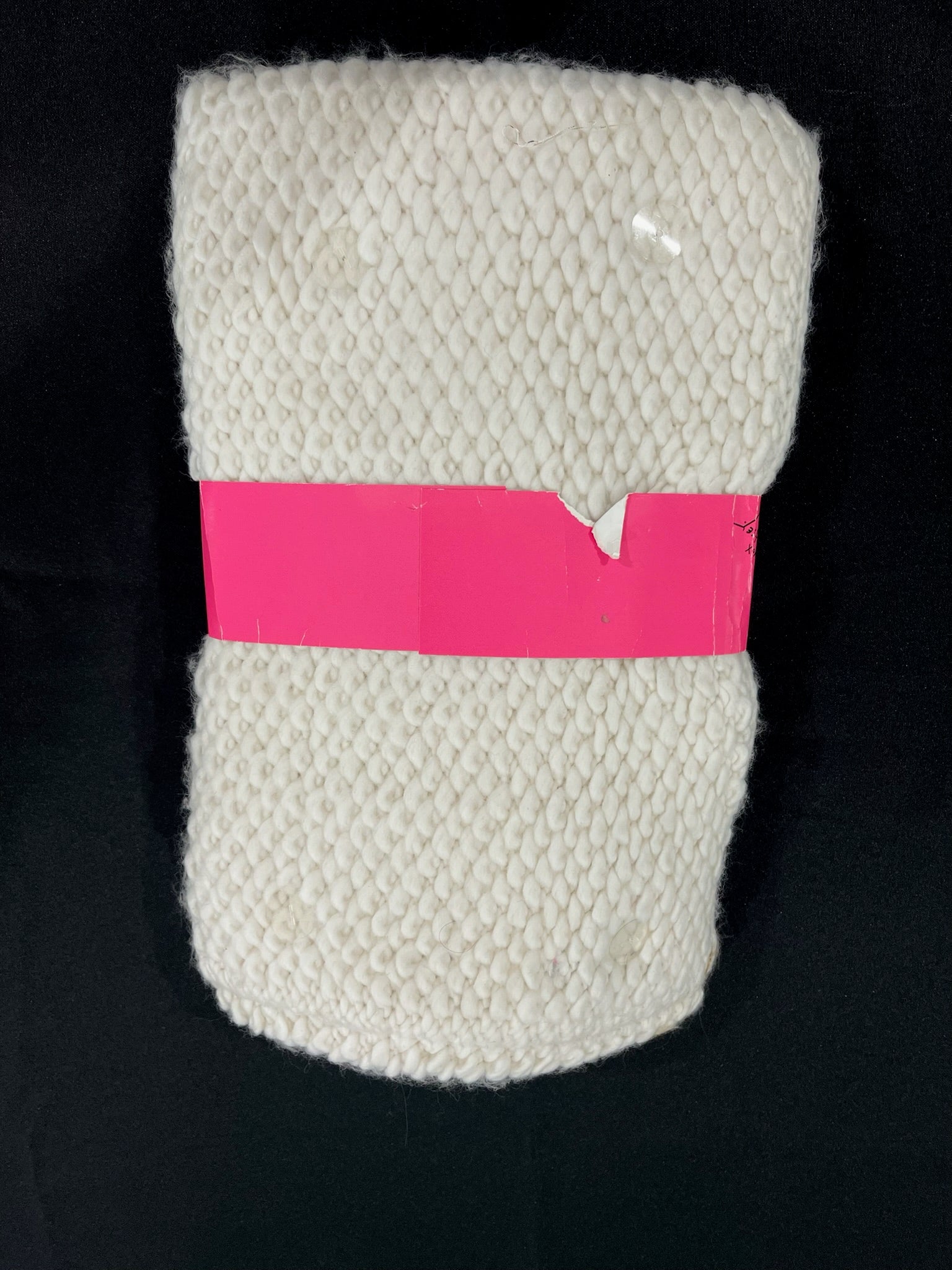 Three Piece Gloves, Scarf and Beanie Gift Set image 2