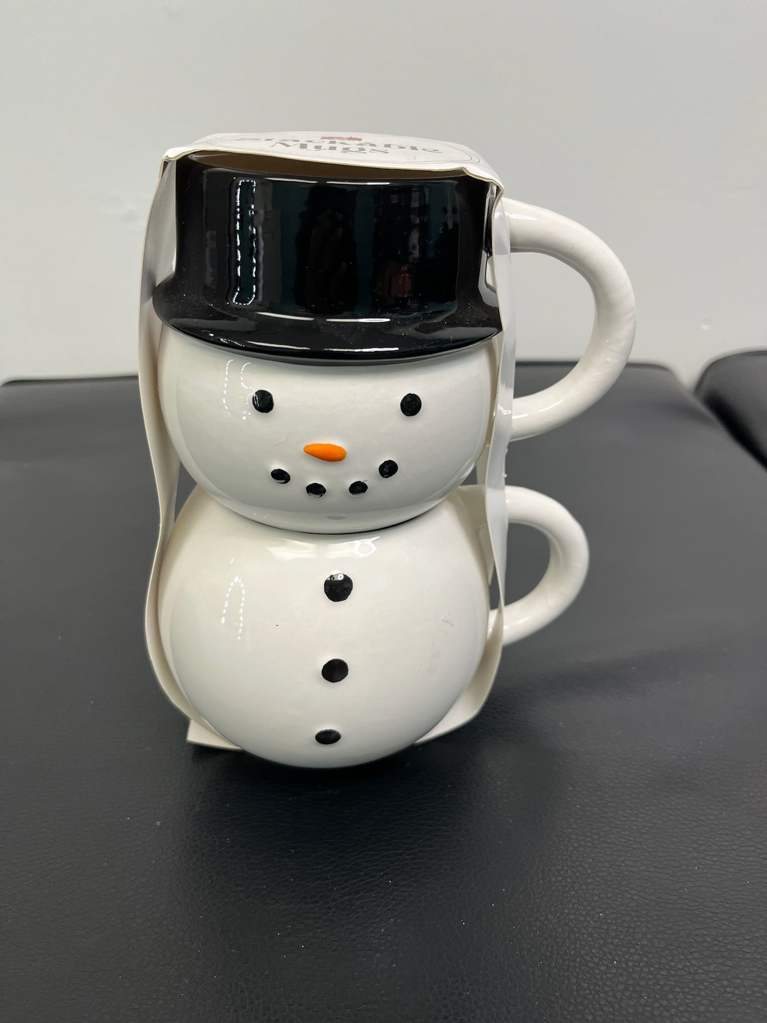 Two Piece Stackable Snowmen Mugs image 0