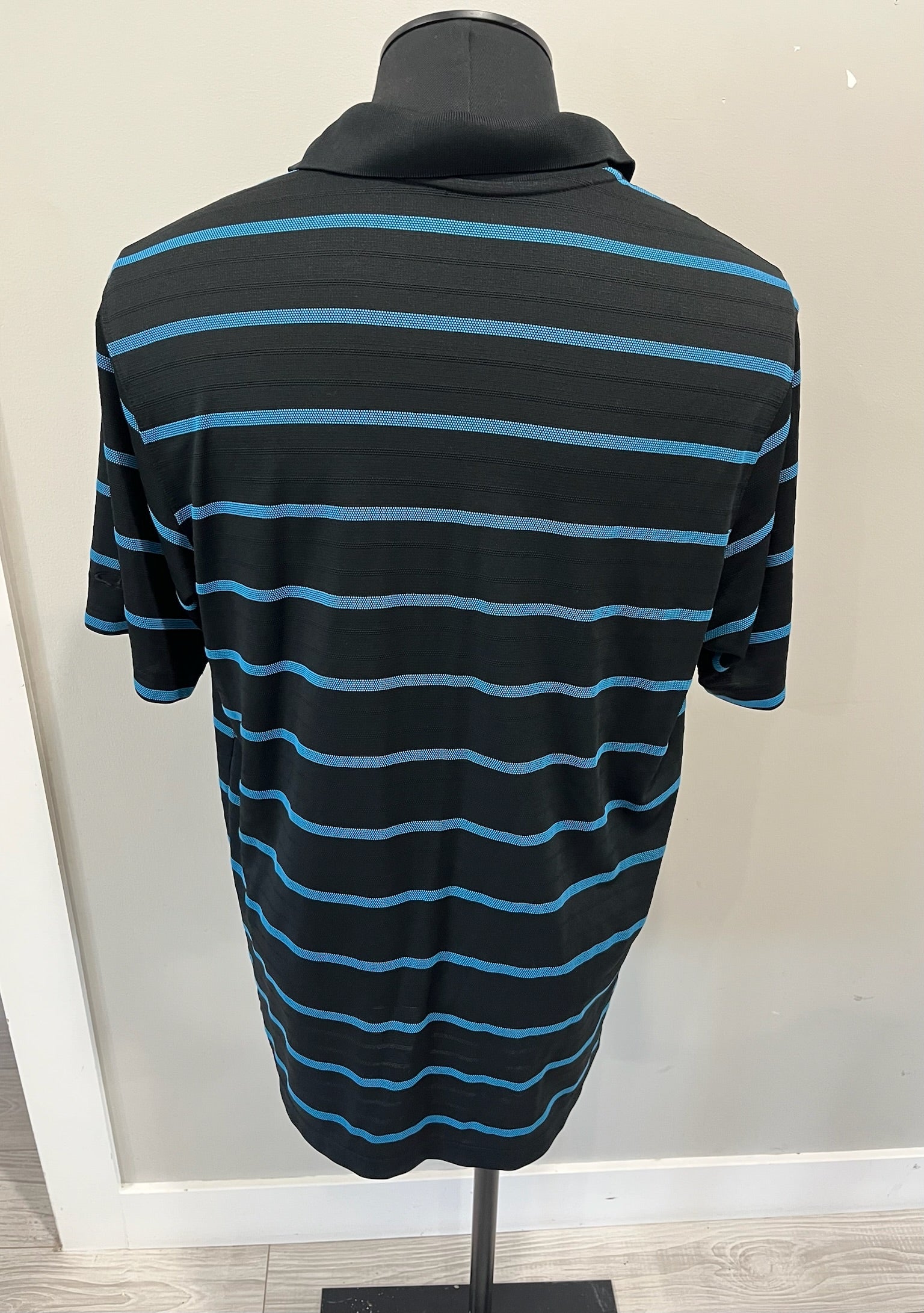 Men’s Striped Golf Polo Shirt image 1