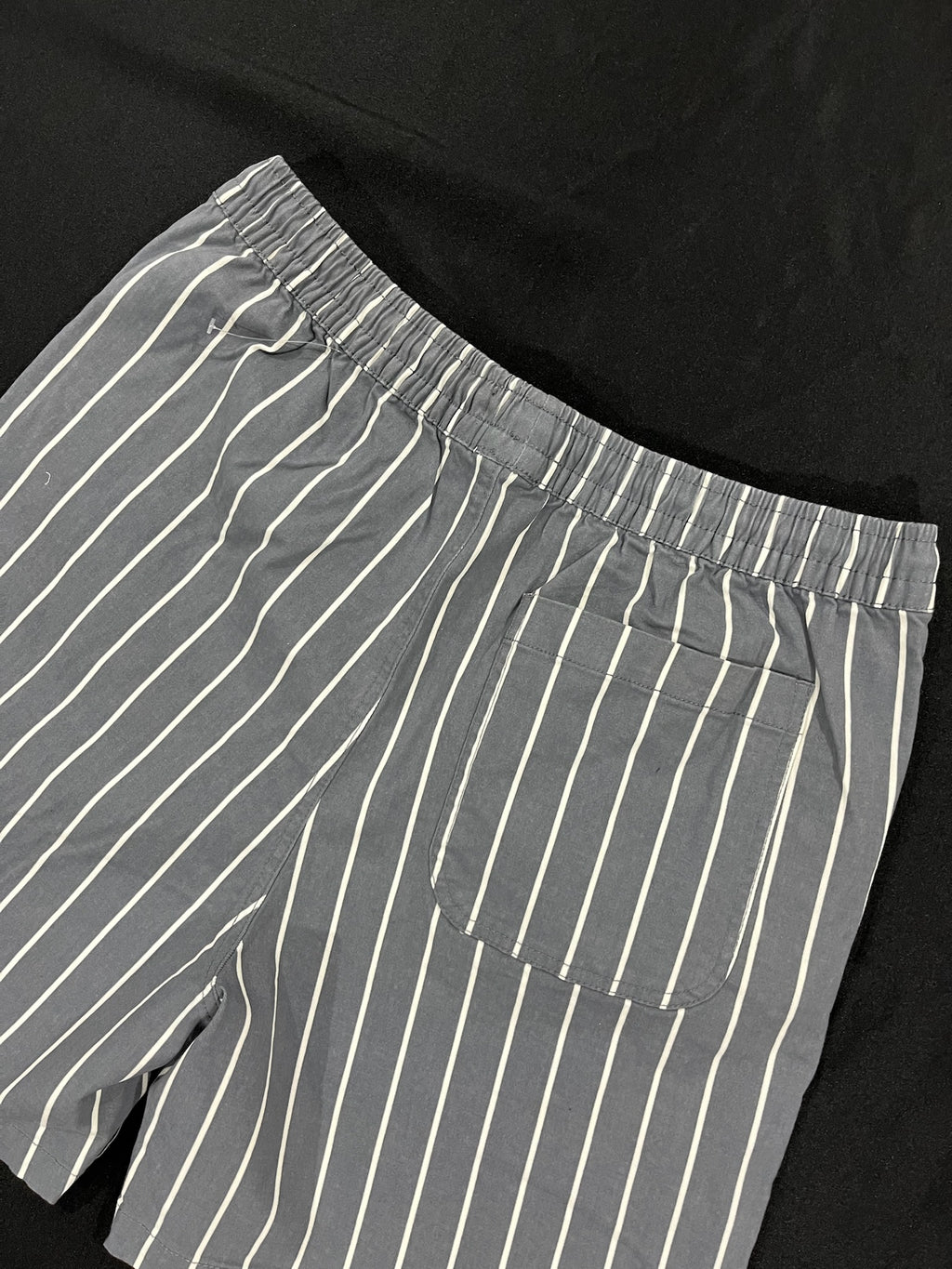 Men’s Grey Striped Shorts image 3