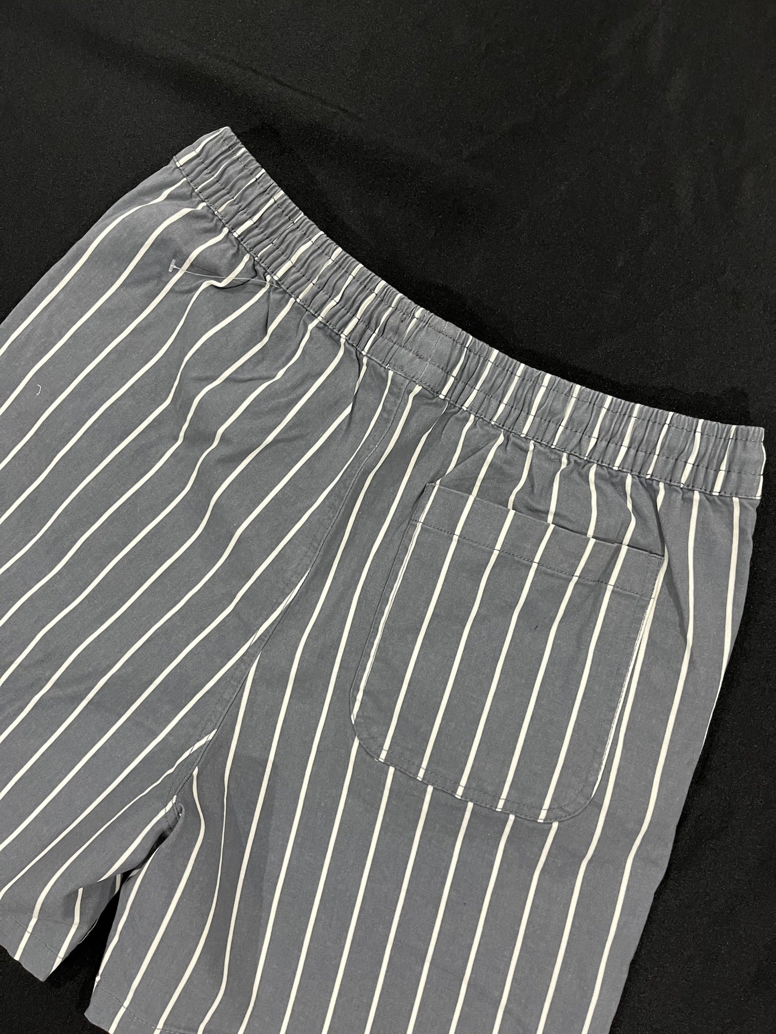 Men’s Grey Striped Shorts image 3
