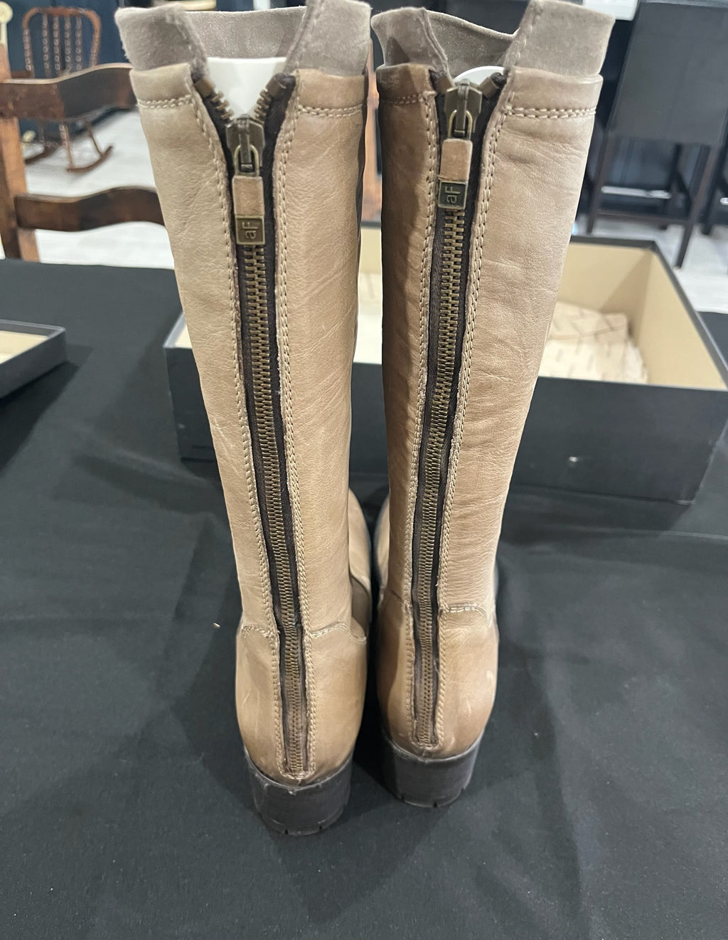 Women’s Tan Boots With Boot Stretcher Place Holder image 3