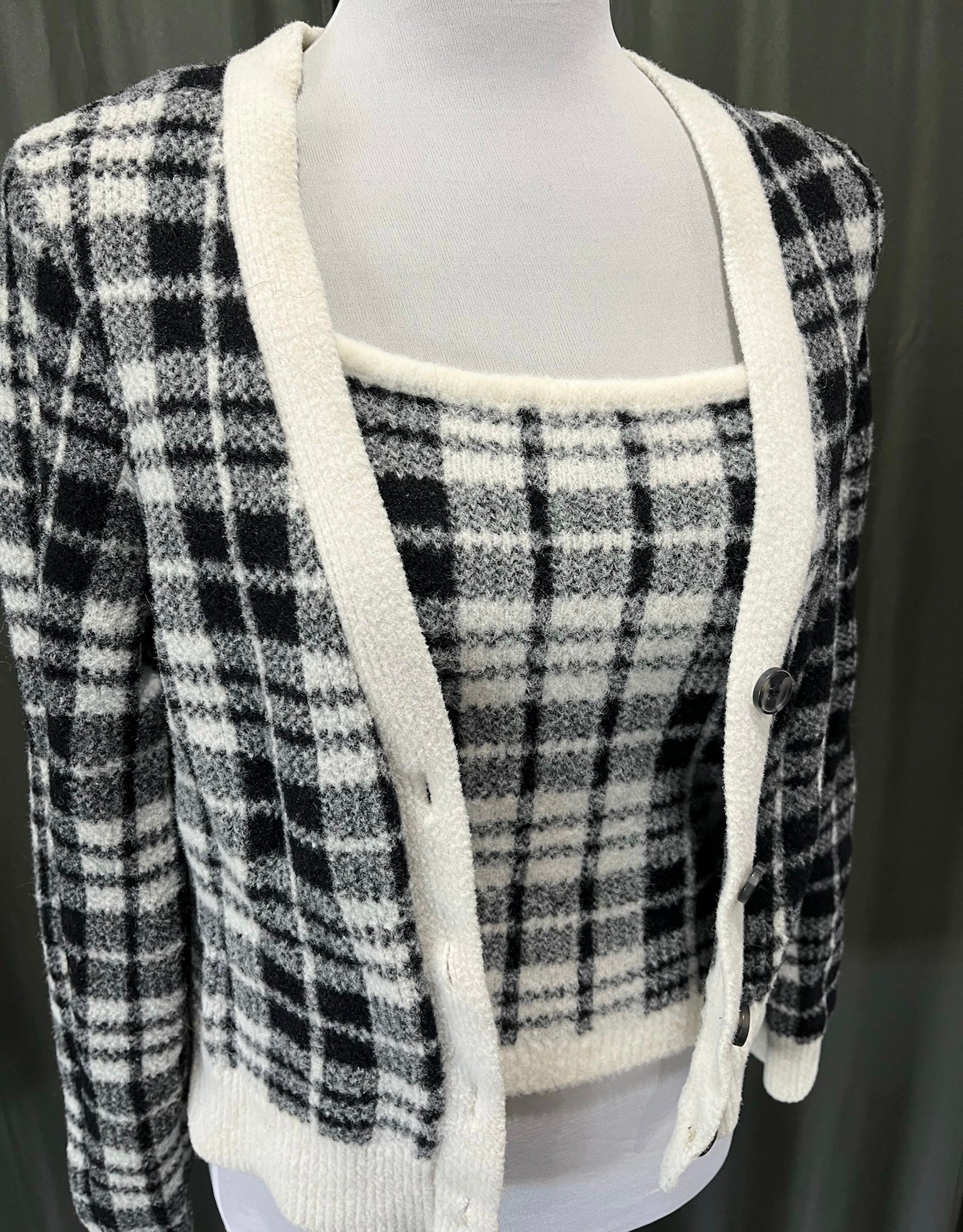 Two Piece Tank Top & Sweater Set image 1