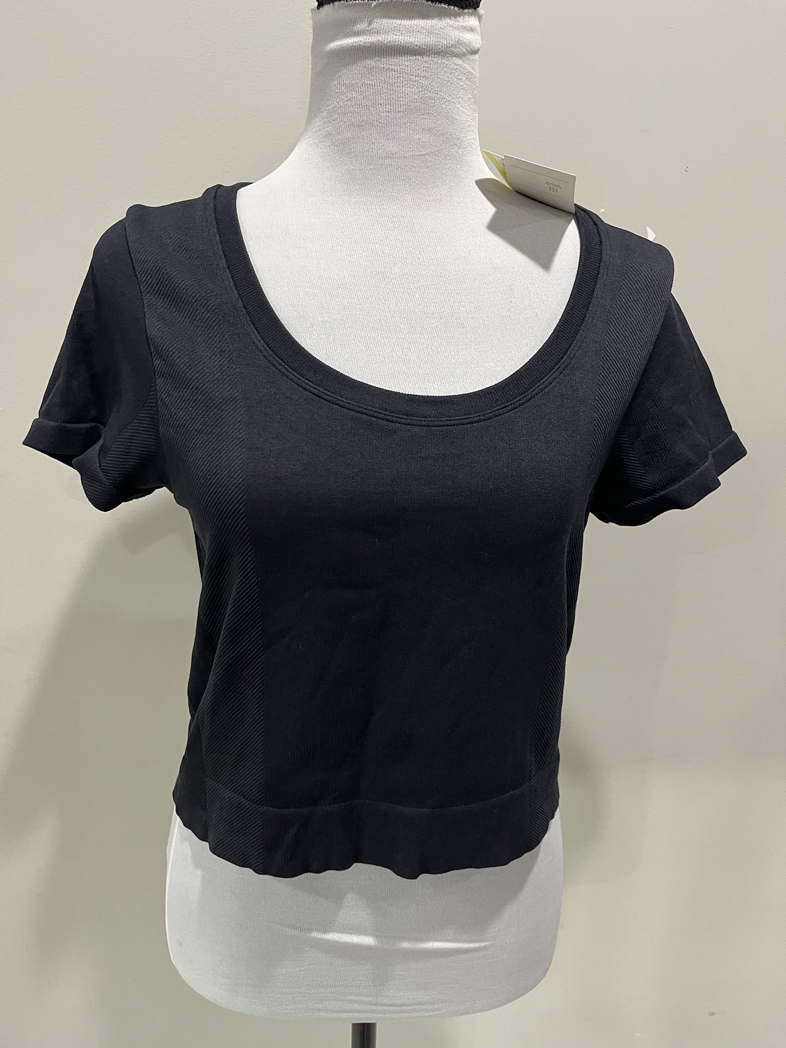 Women’s Black Crop Top image 1