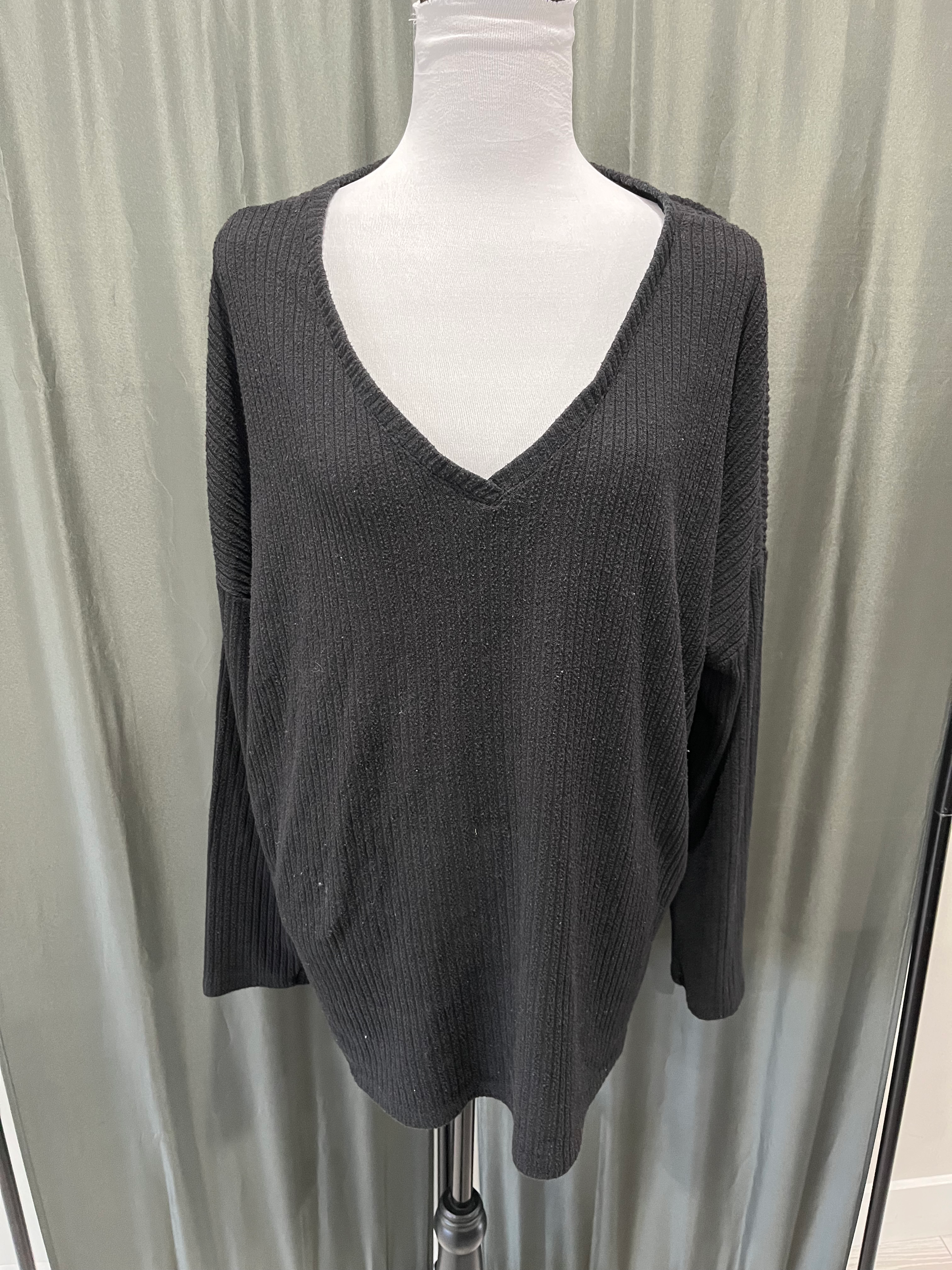 Women’s Black Long Sleeve  image 0