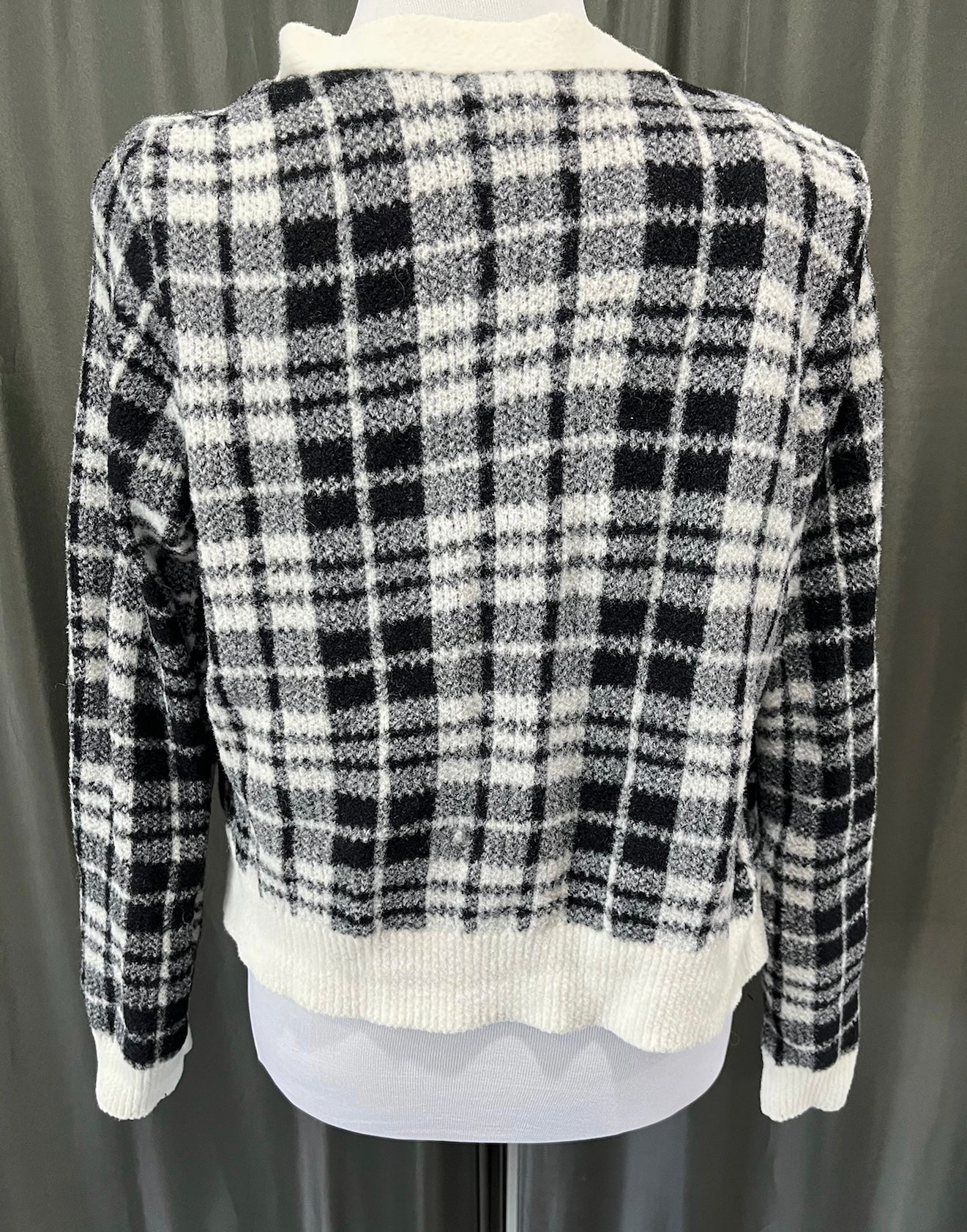 Two Piece Tank Top & Sweater Set image 2