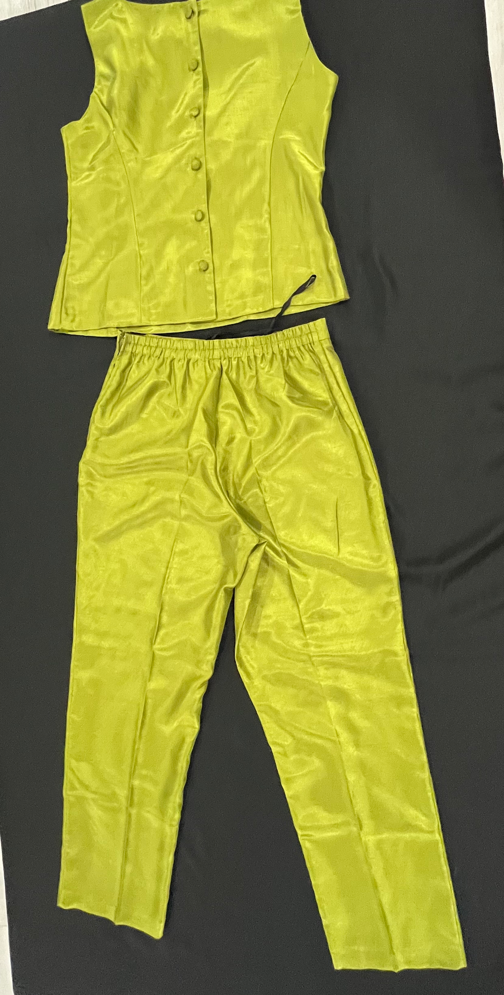 Women’s Green Two Piece Set  image 5
