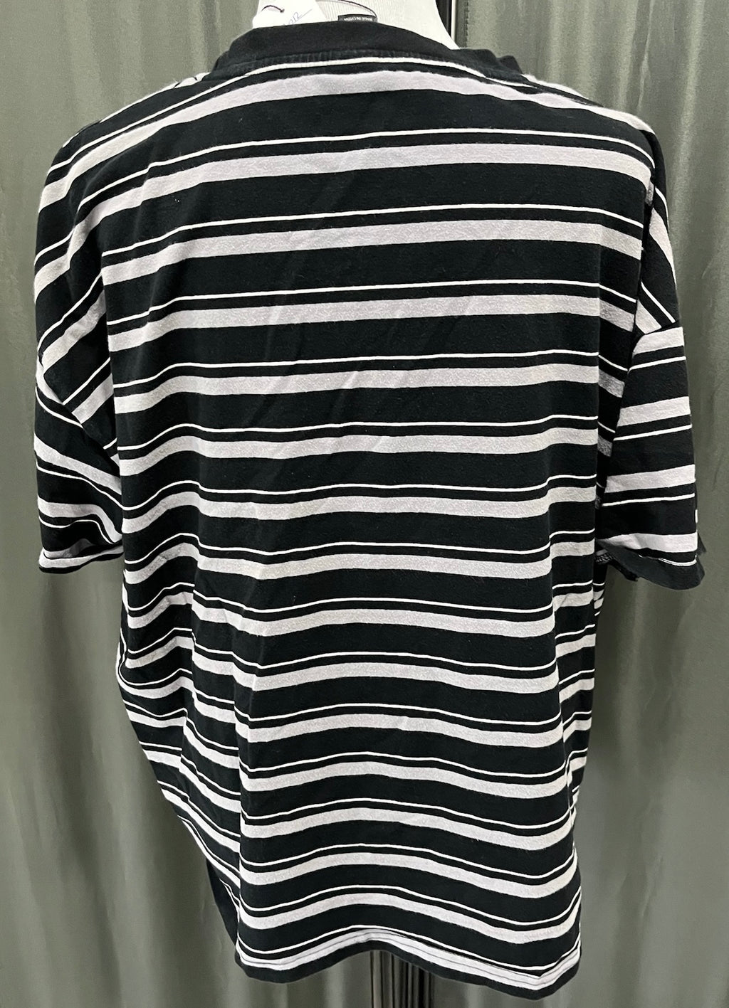 Women’s Striped Short Sleeve Shirt image 1