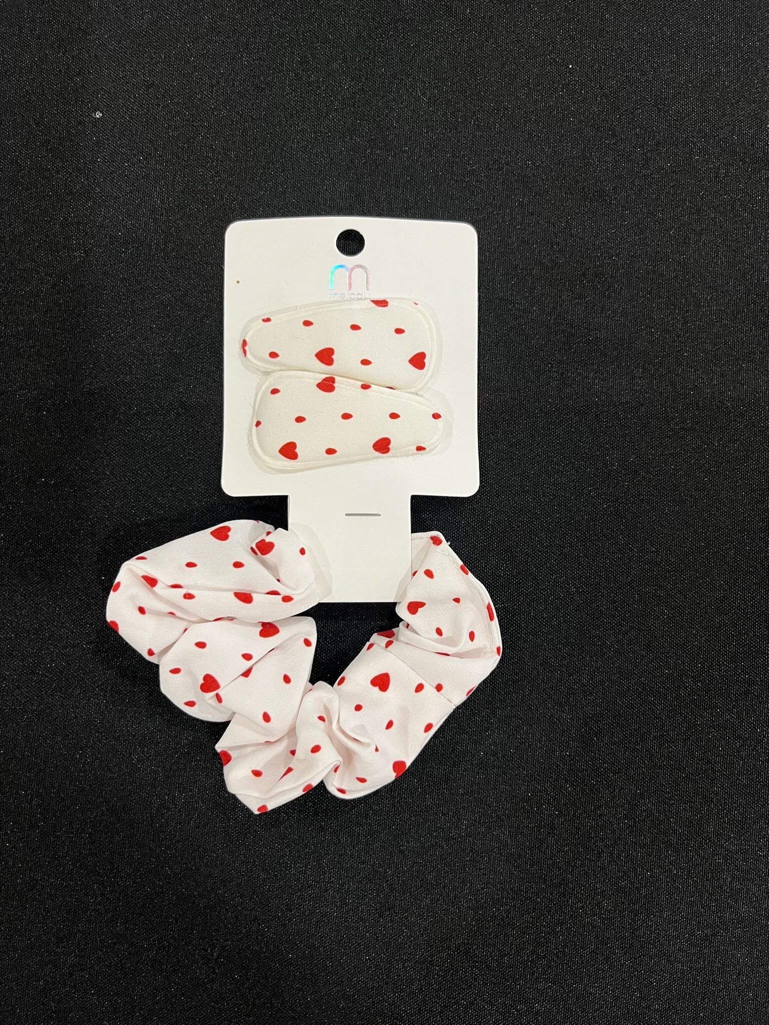 3 Piece White Heart Clips & Scrunchie Set image 0