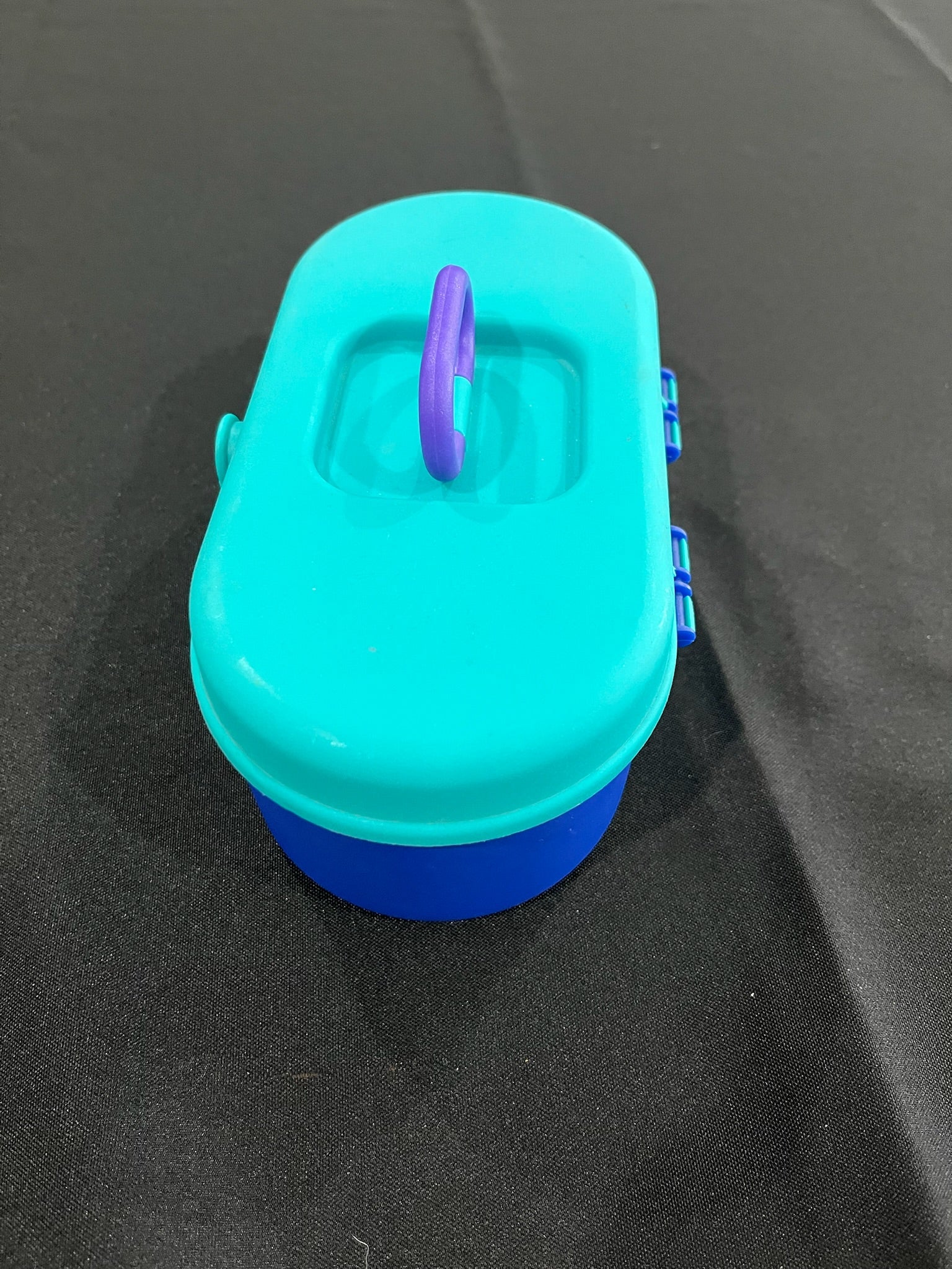 Small Plastic Organizer With Removable Middle Top Tray image 2